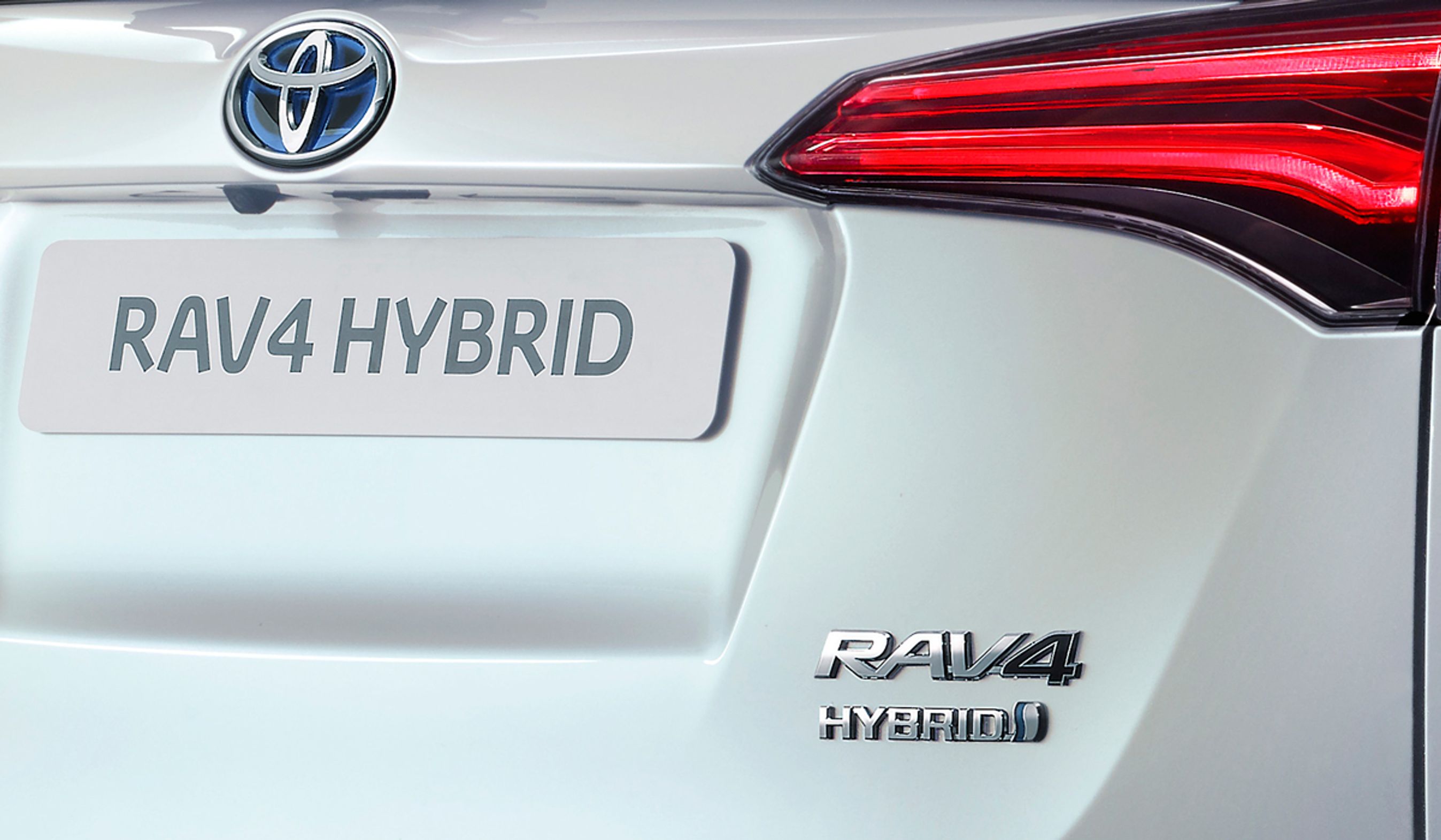 Toyota RAV4 som hybrid.