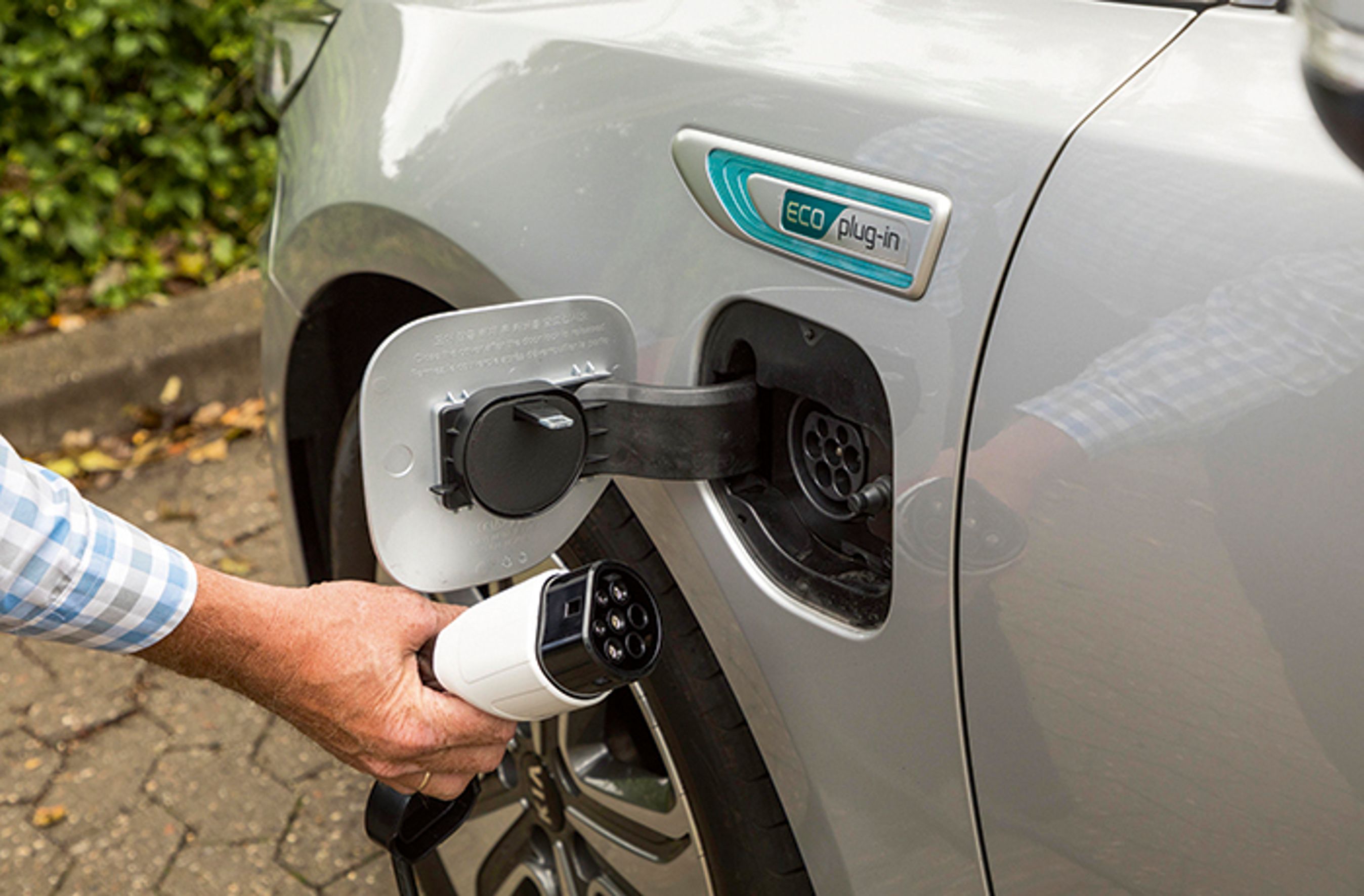 Du kan lade en Kia Optima op