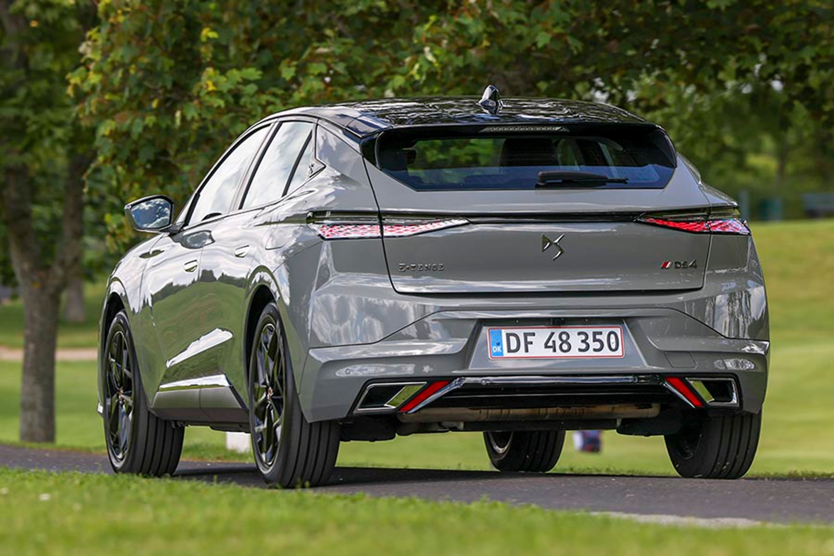 DS 4 E-Tense set bagfra