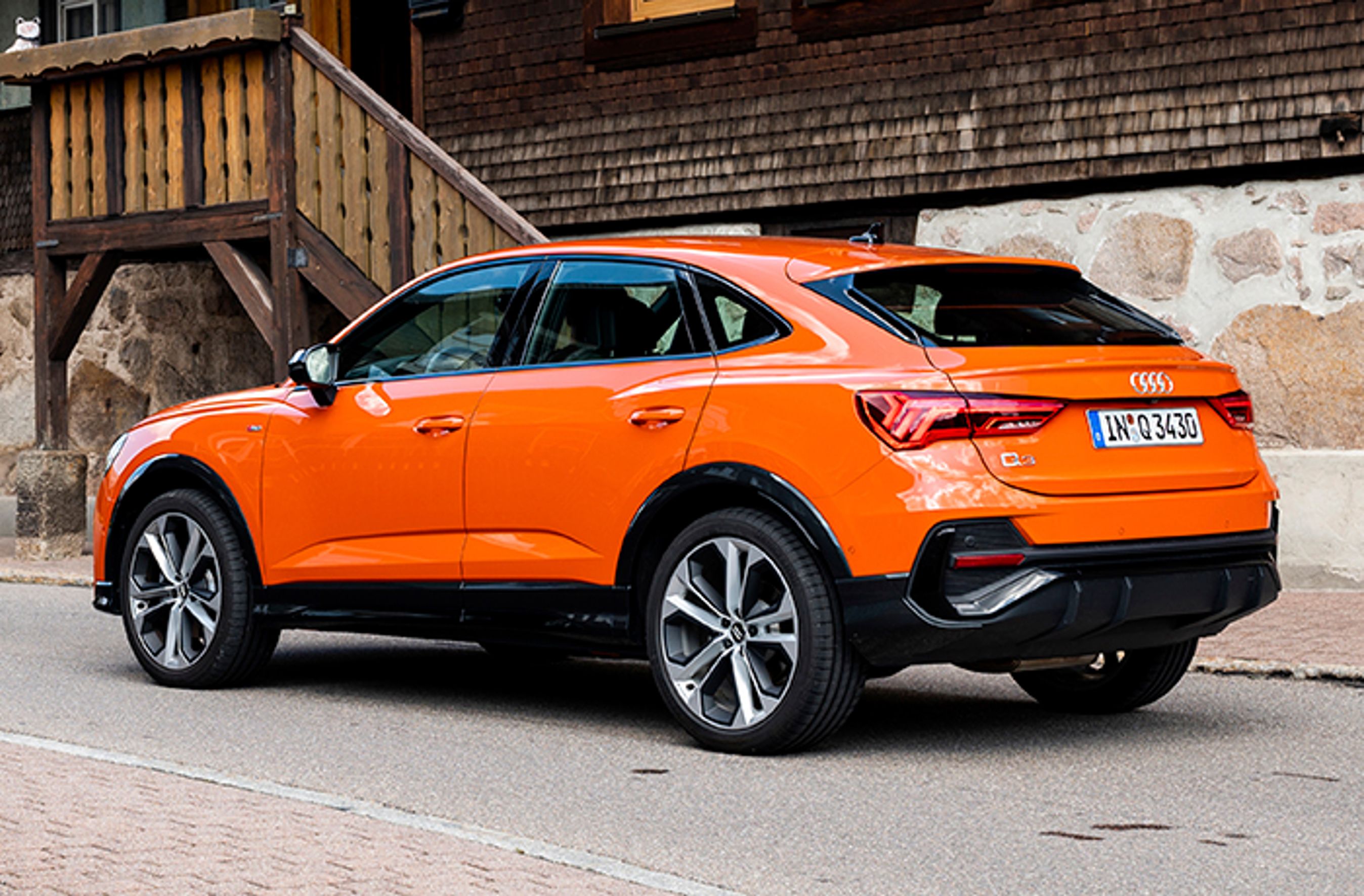 Audi Q3 Sportback bagfra