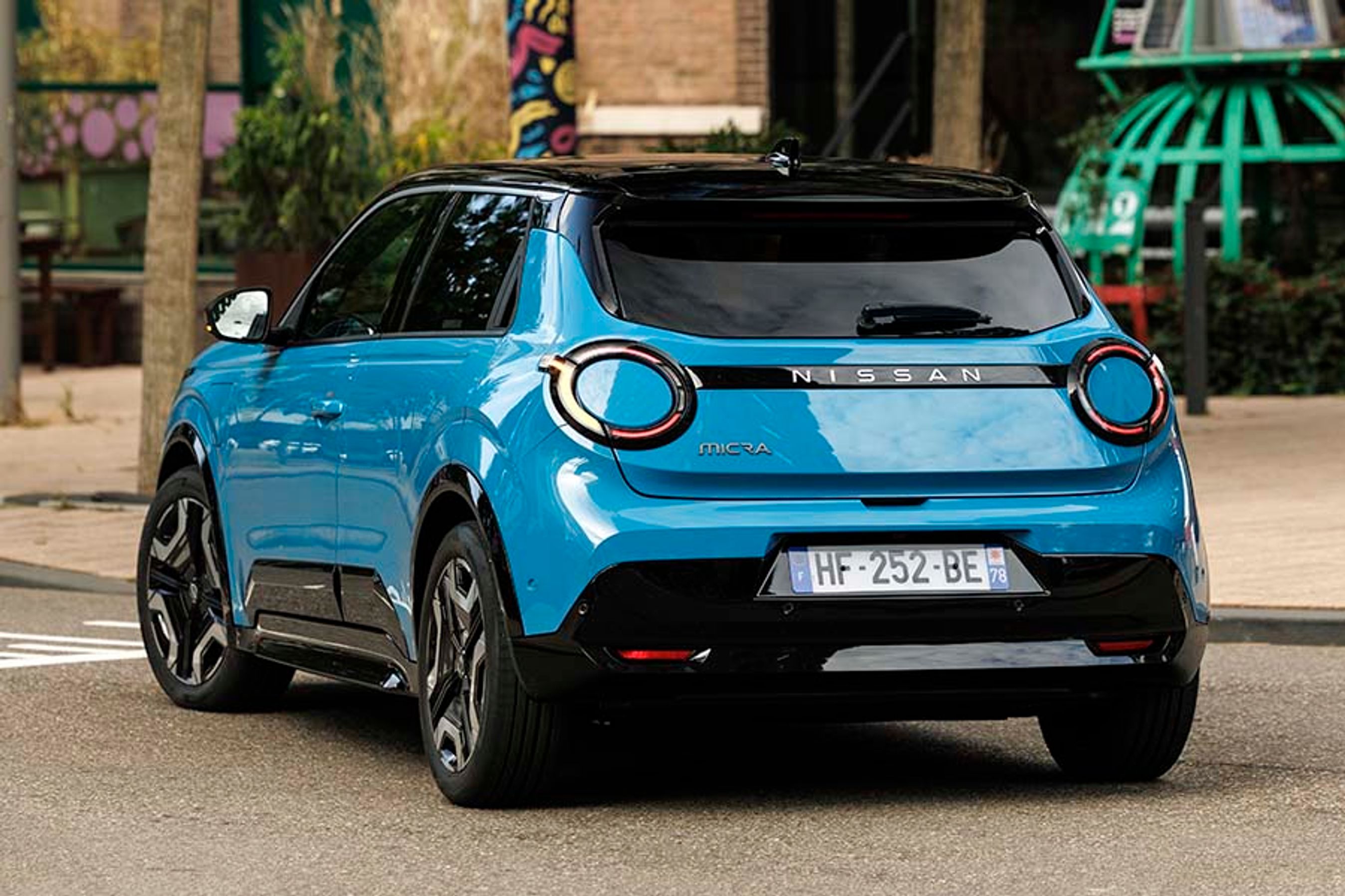 Nissan Micra set bagfra
