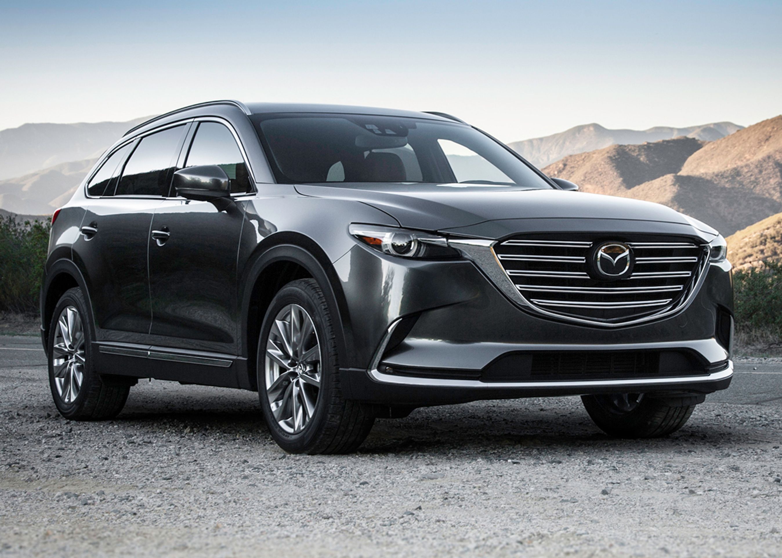 CX-9, der ikke sælges i Europa, bliver formentlig donor af teknologi til CX-5. Om CX-9s 250 hestes benzinturbo kommer i CX5 er uvist. Foto: Mazda