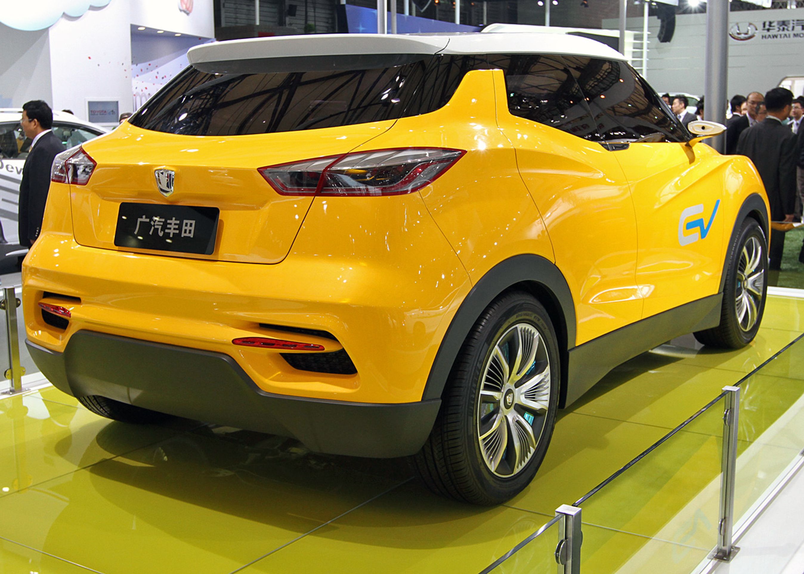 Konceptbilen er eldreven, og det menes, at flere af det kommende mærkers produktionsmodeller bliver el- og hybridbiler. Det kræver myndighederne.