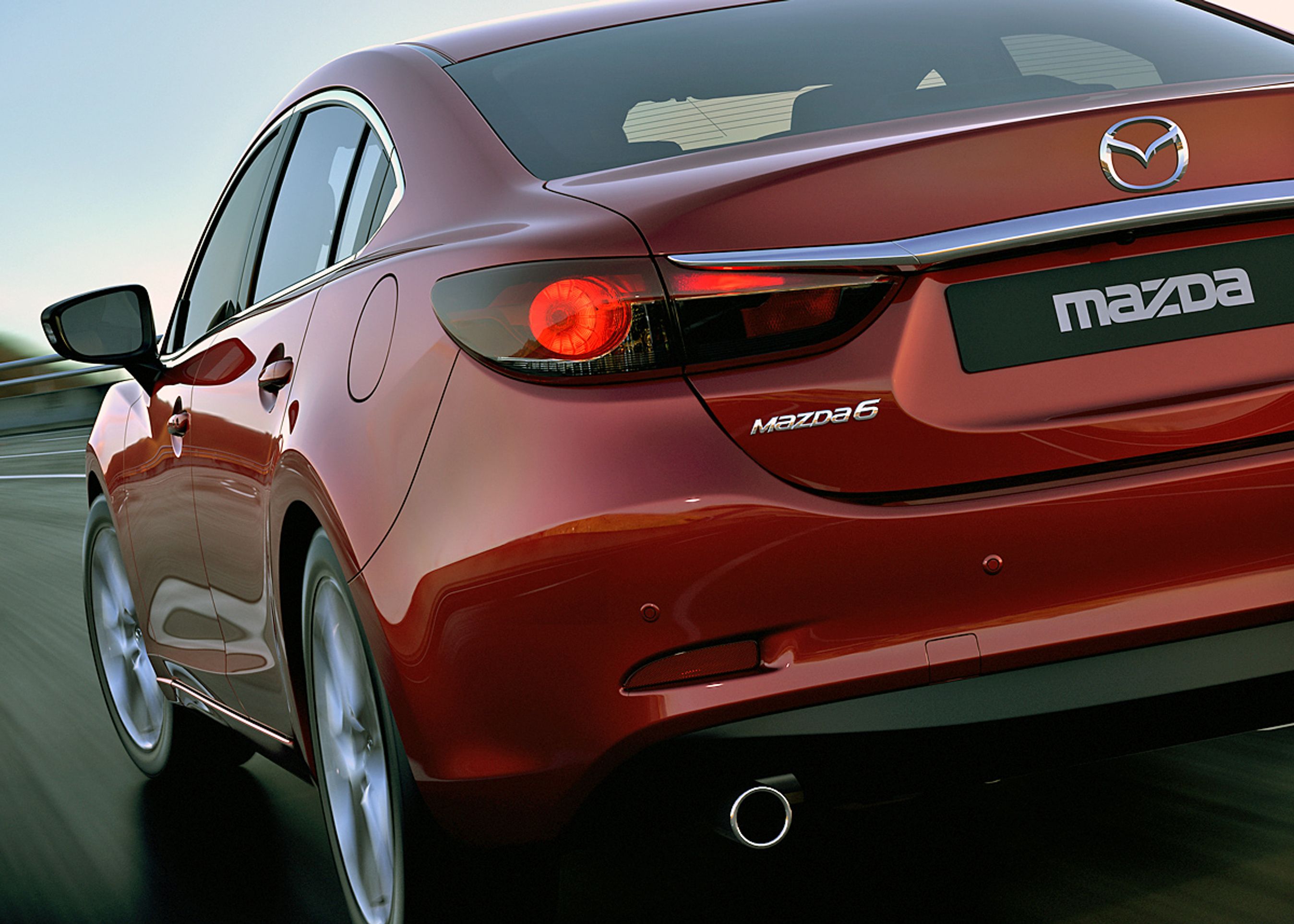 Mazda 6 vises i første omgang kun som sedan.