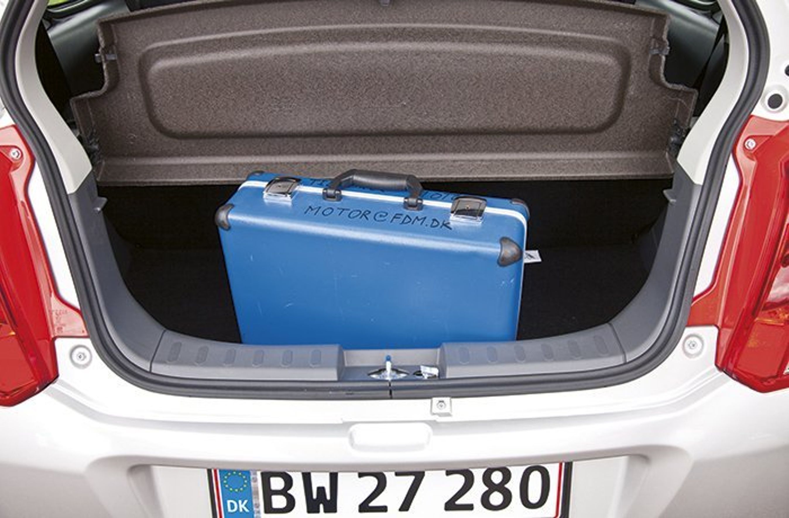 Bagagerummet er på sølle 129 liter i Suzuki Alto