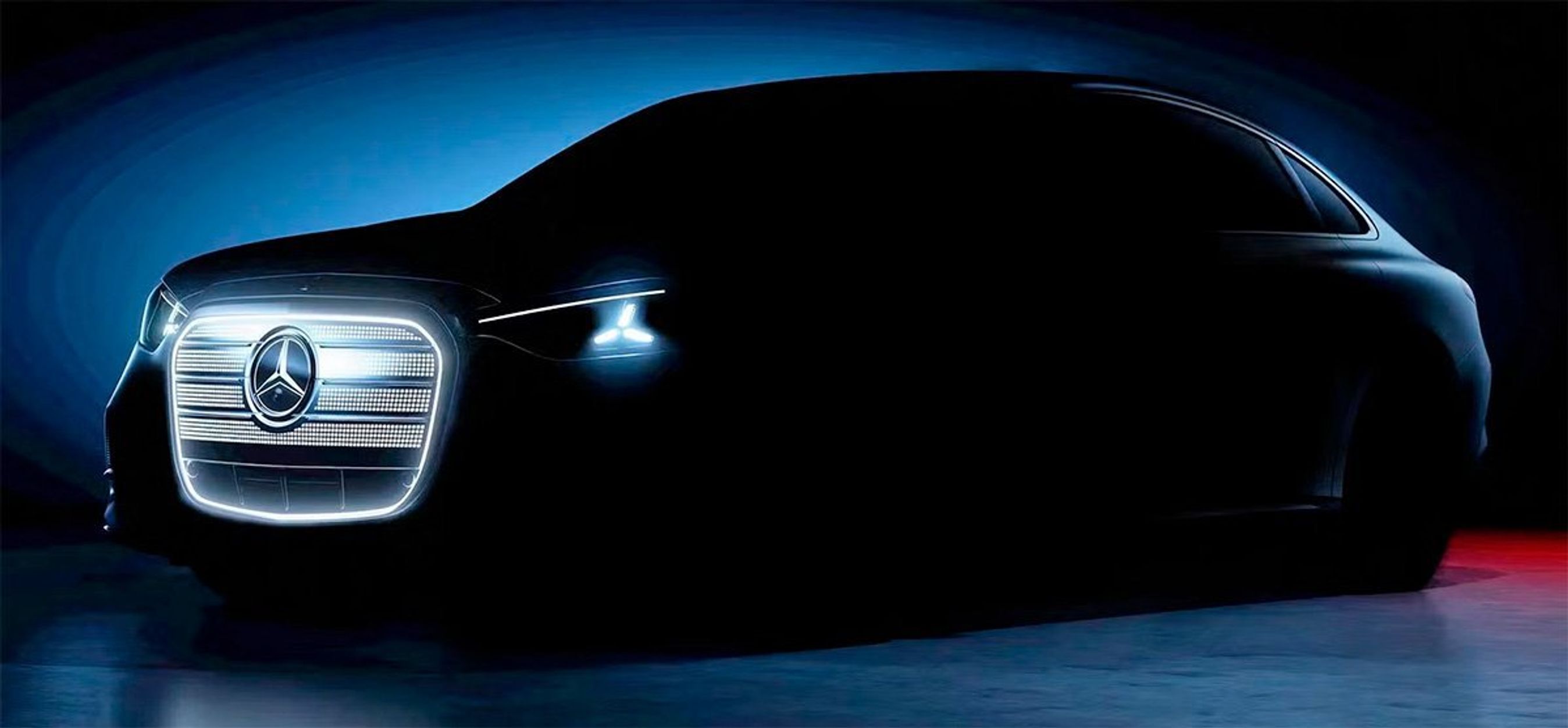 Mørklagt Mercedes C-klasse.