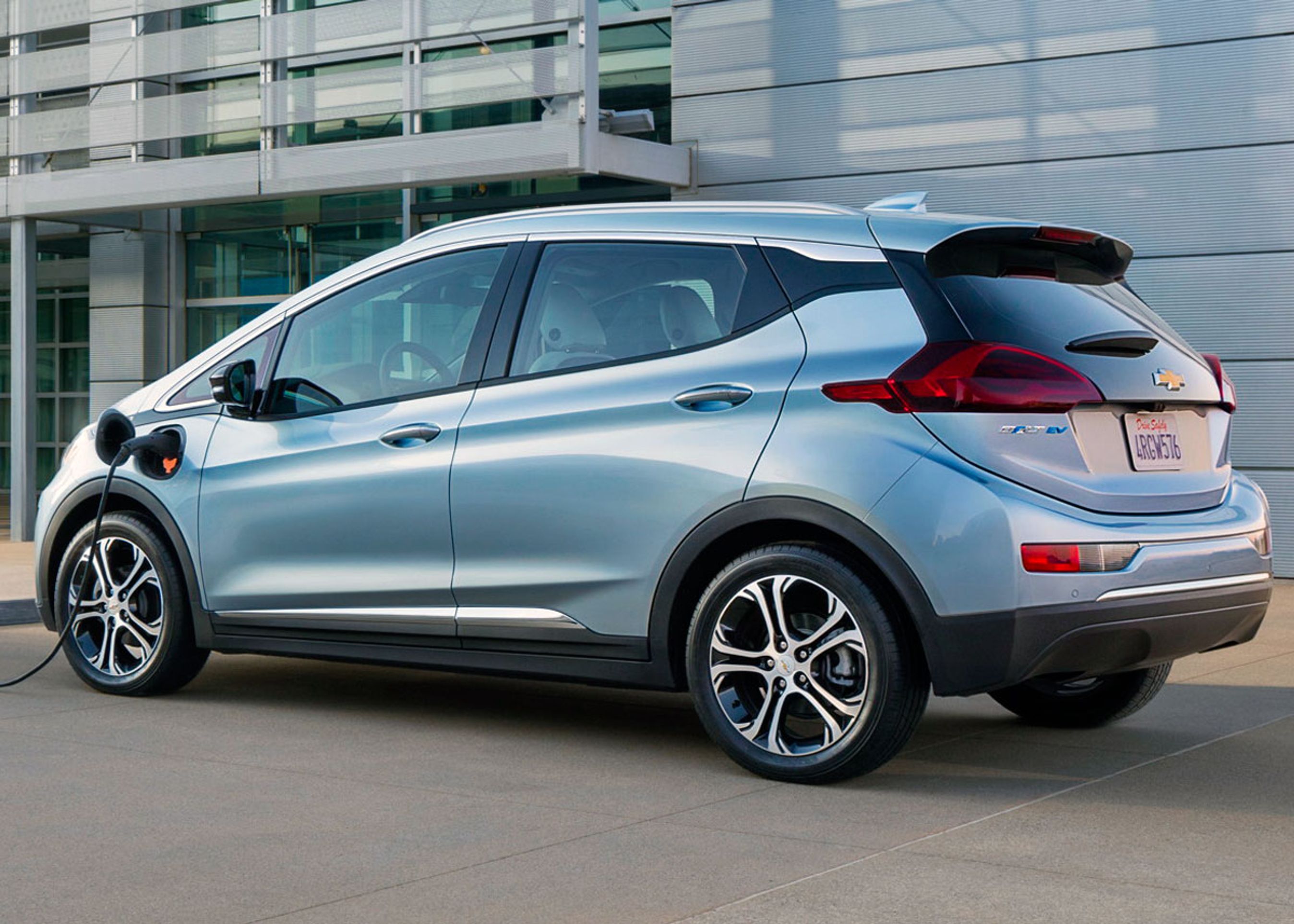 Opel Ampera-e er næsten identisk med Chevrolet Bolt. Foto: GM