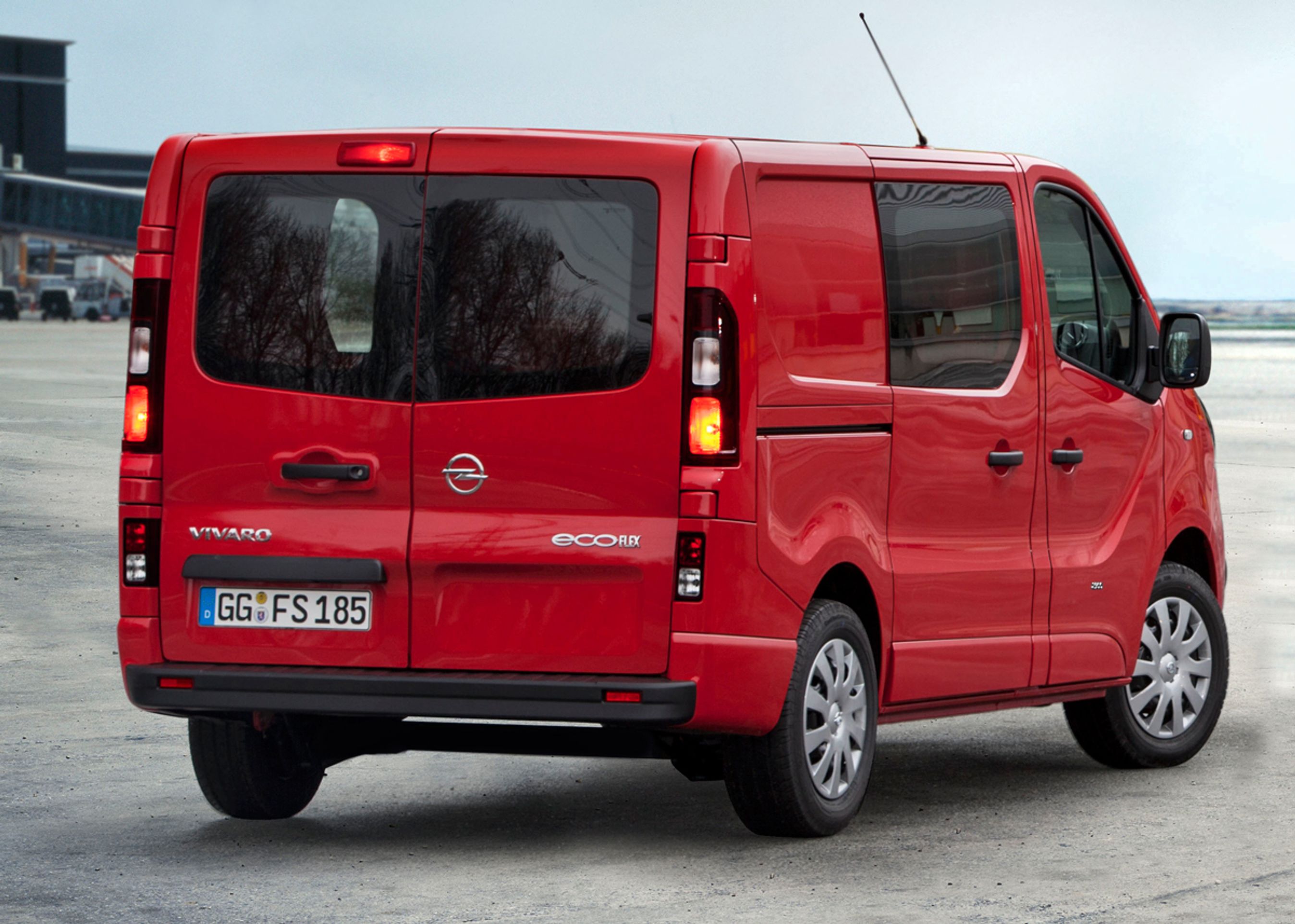 Opel Vivaro (og Renault Trafic) fås i to længder og to højder.