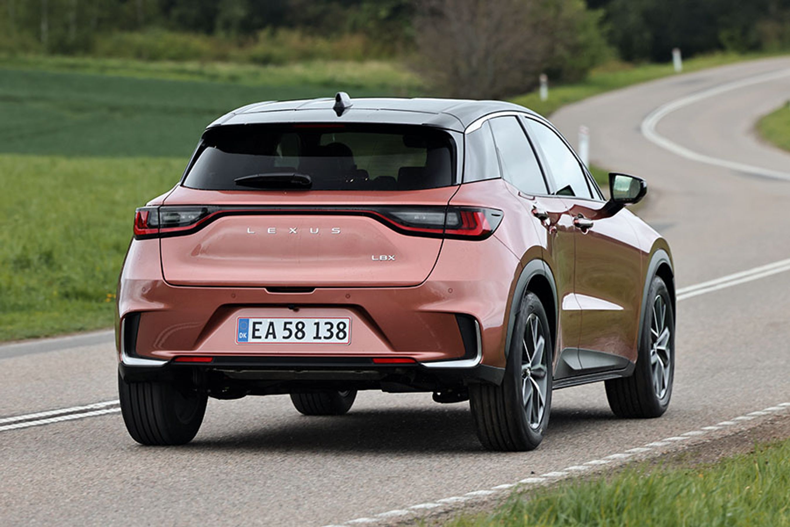 Lexus LBX set bagfra