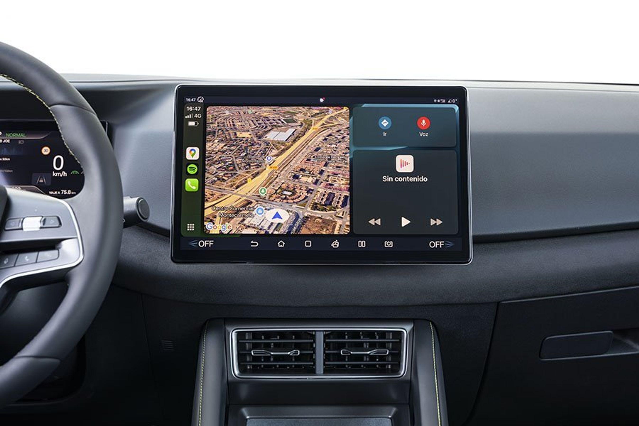 Stor skærm i kabinen i en BYD Atto 2