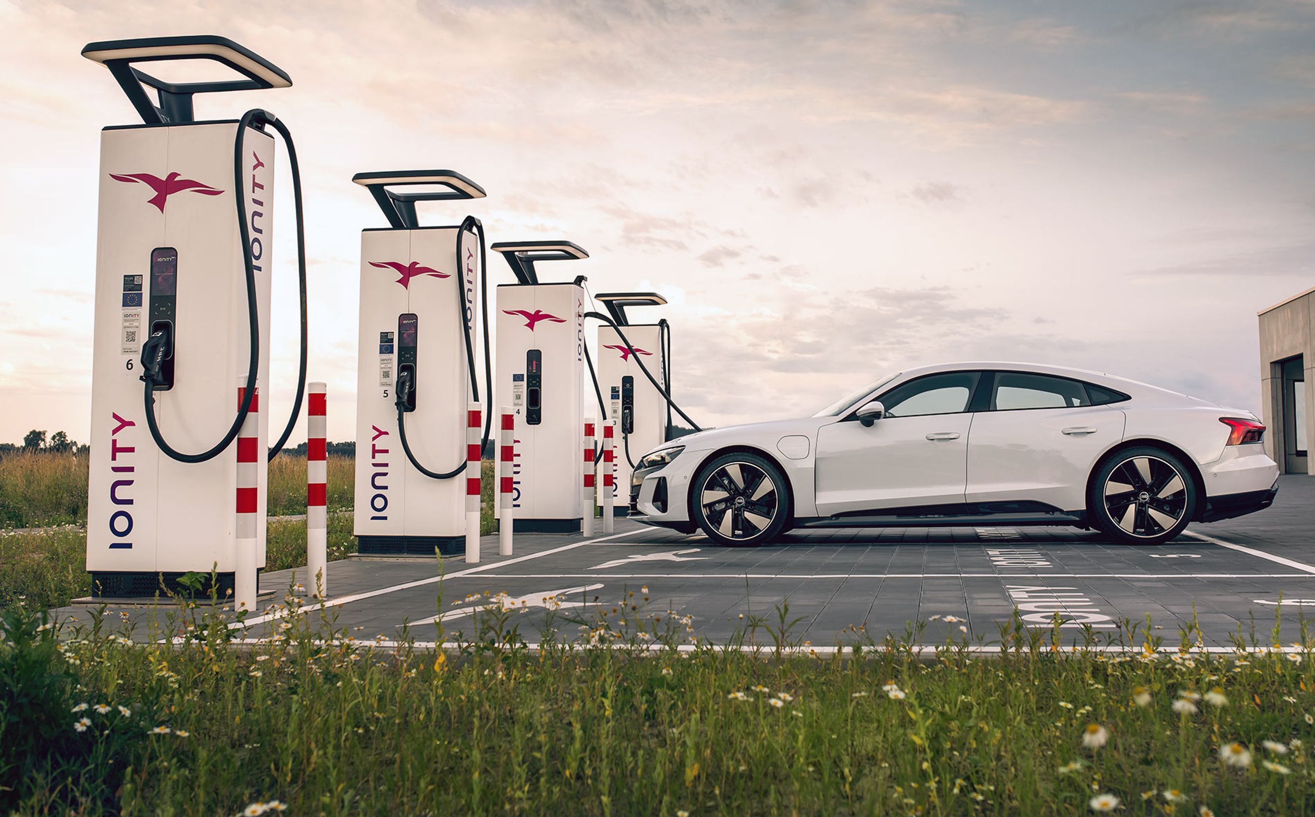 Ionity går nu i gang med at øge netværket fra 400 til flere end 1.000 stationer.