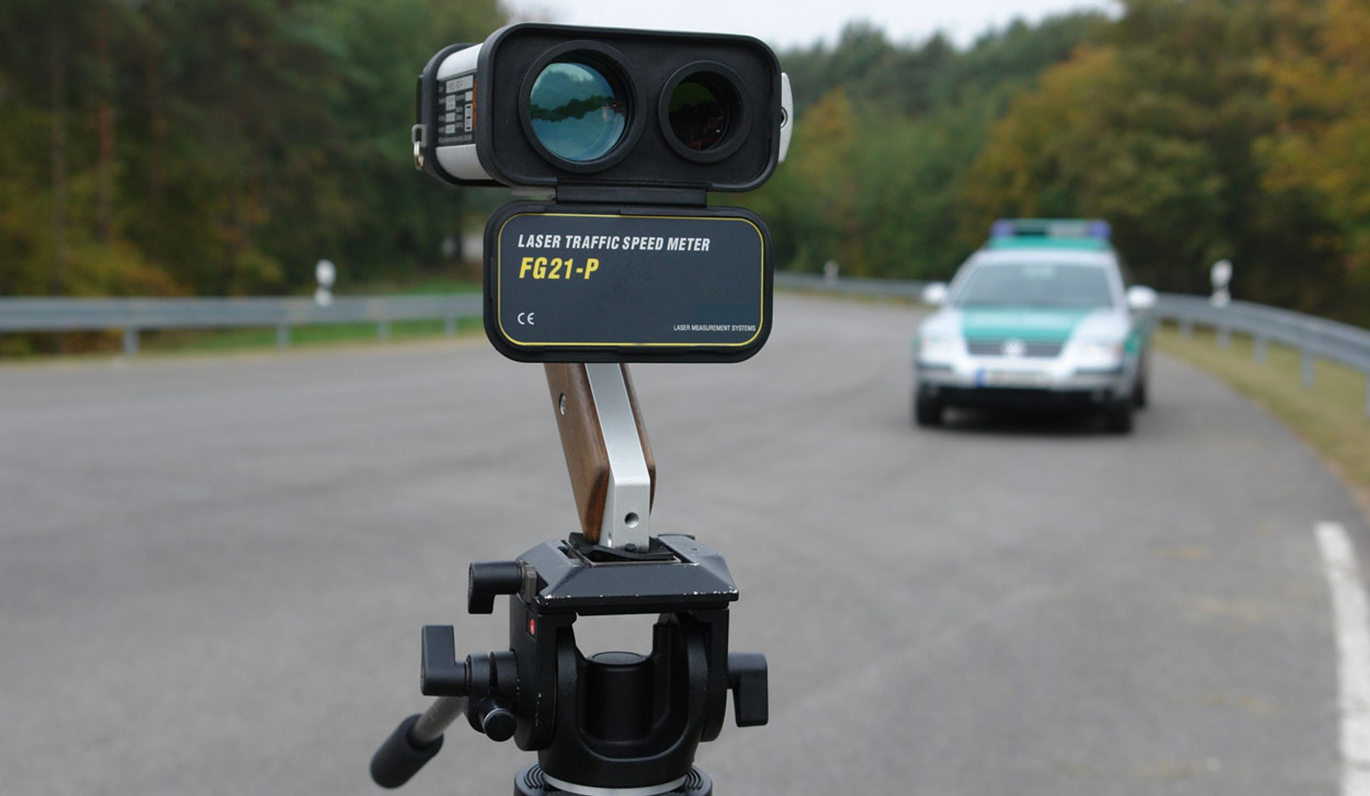 Høje bøder i udlandet kan koste bilen