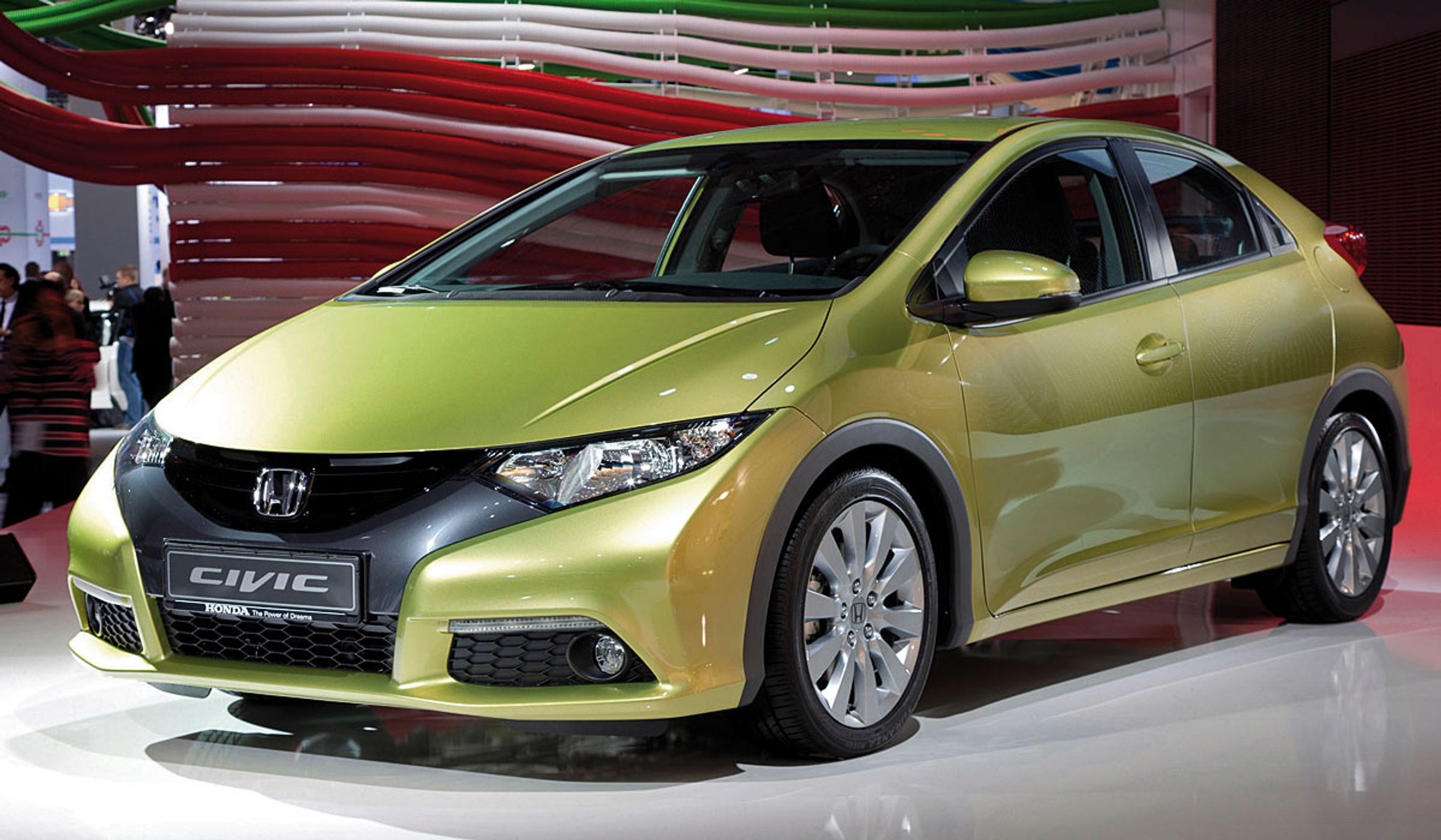 Honda Civic havde dansk debut på "Biler for Alle" midt i oktober. Salget begynder sidst i januar.