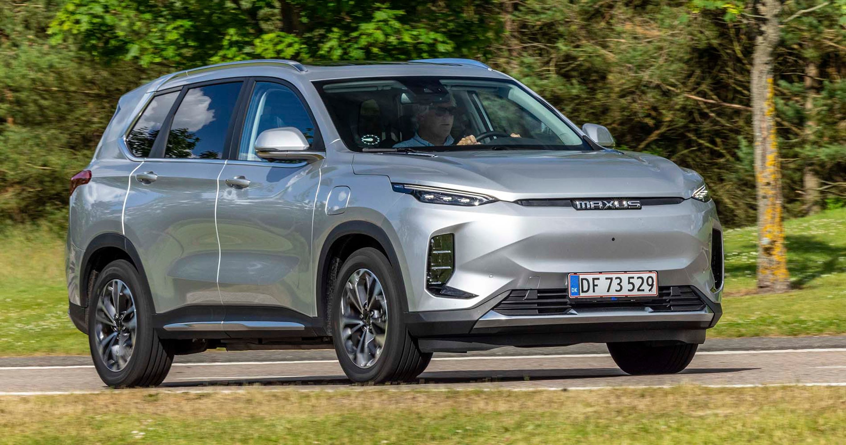 Maxus Euniq 6 set forfra