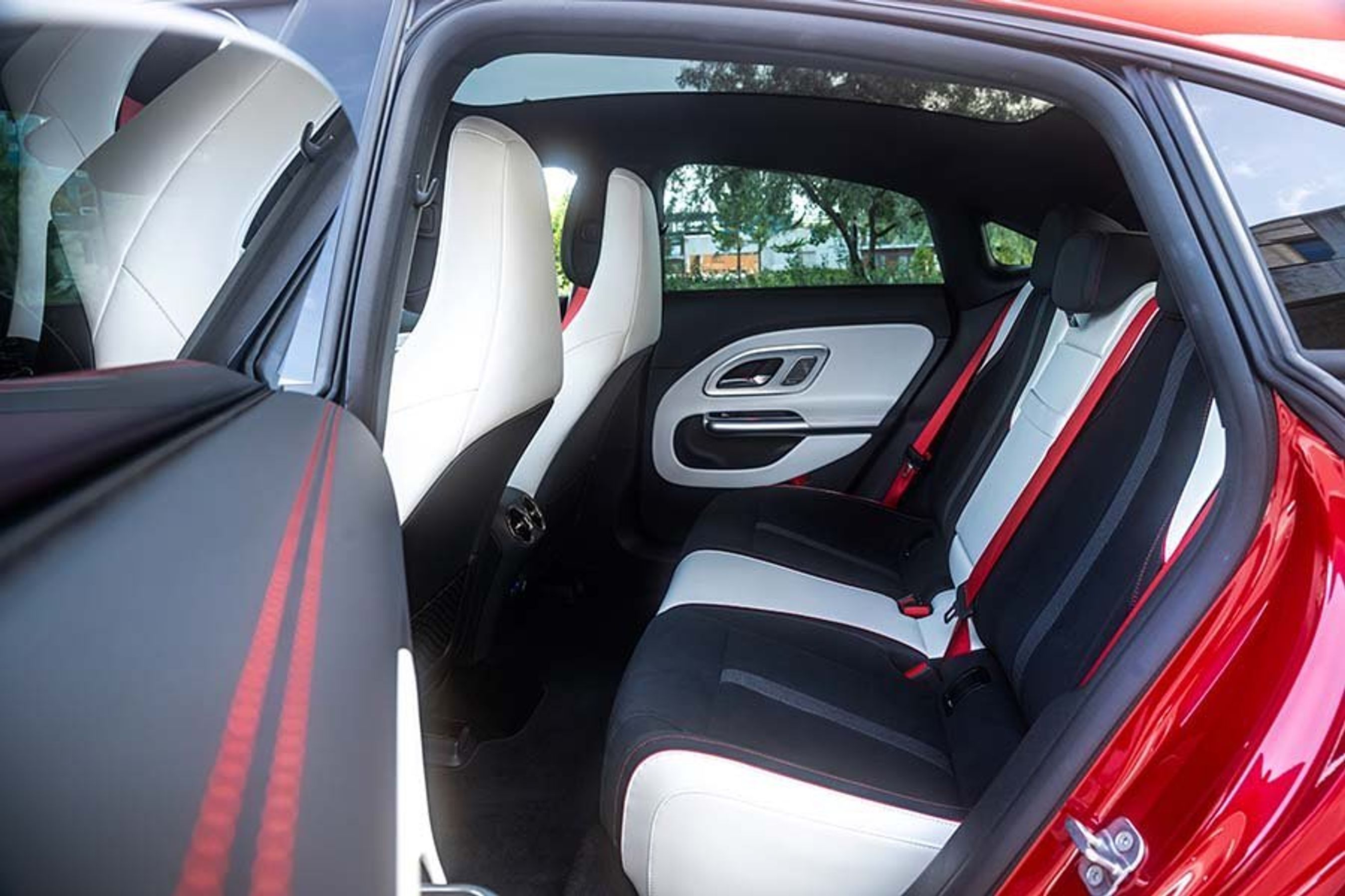 Bagsæde i en Mercedes CLA