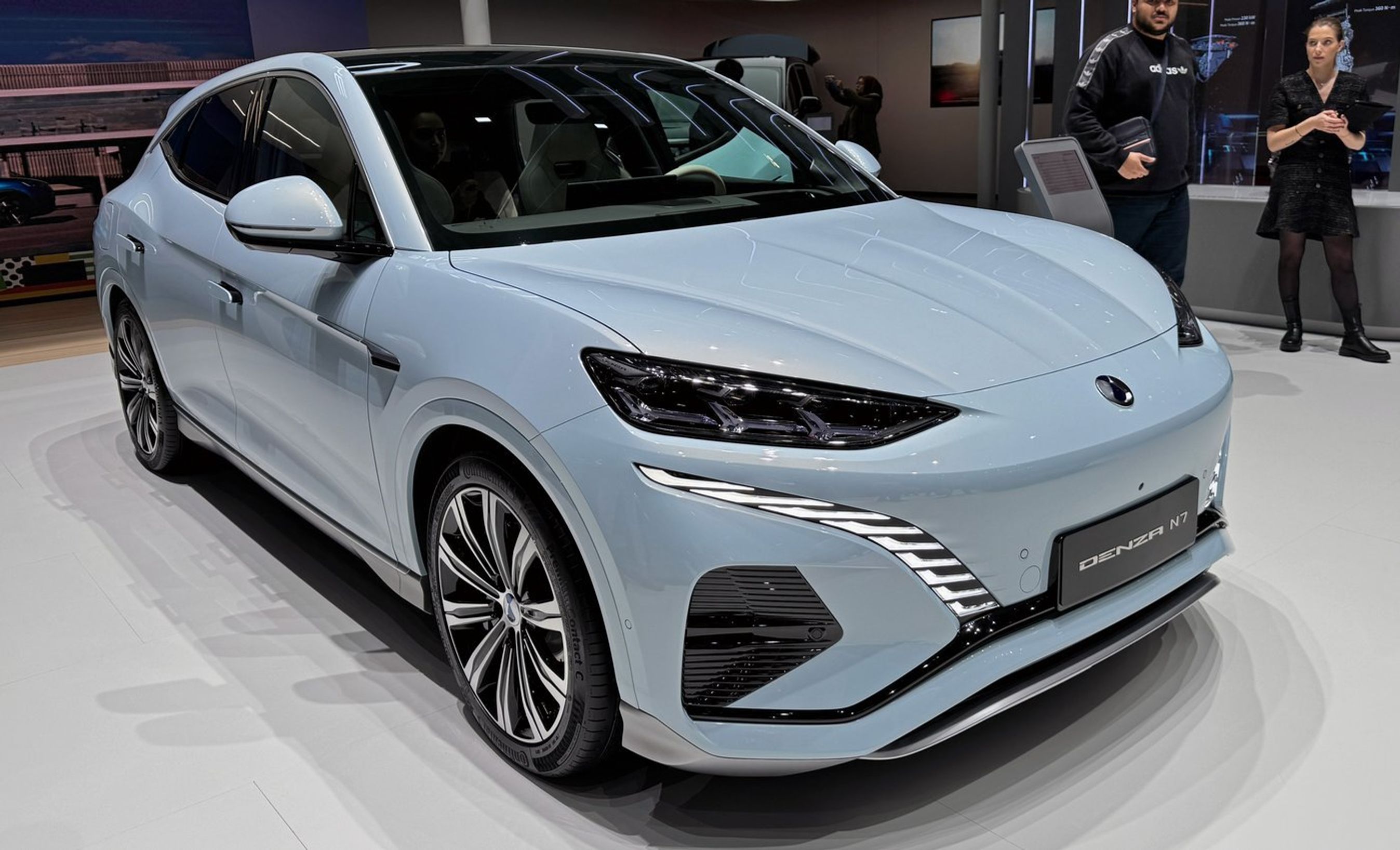 Denza N7 forfra.