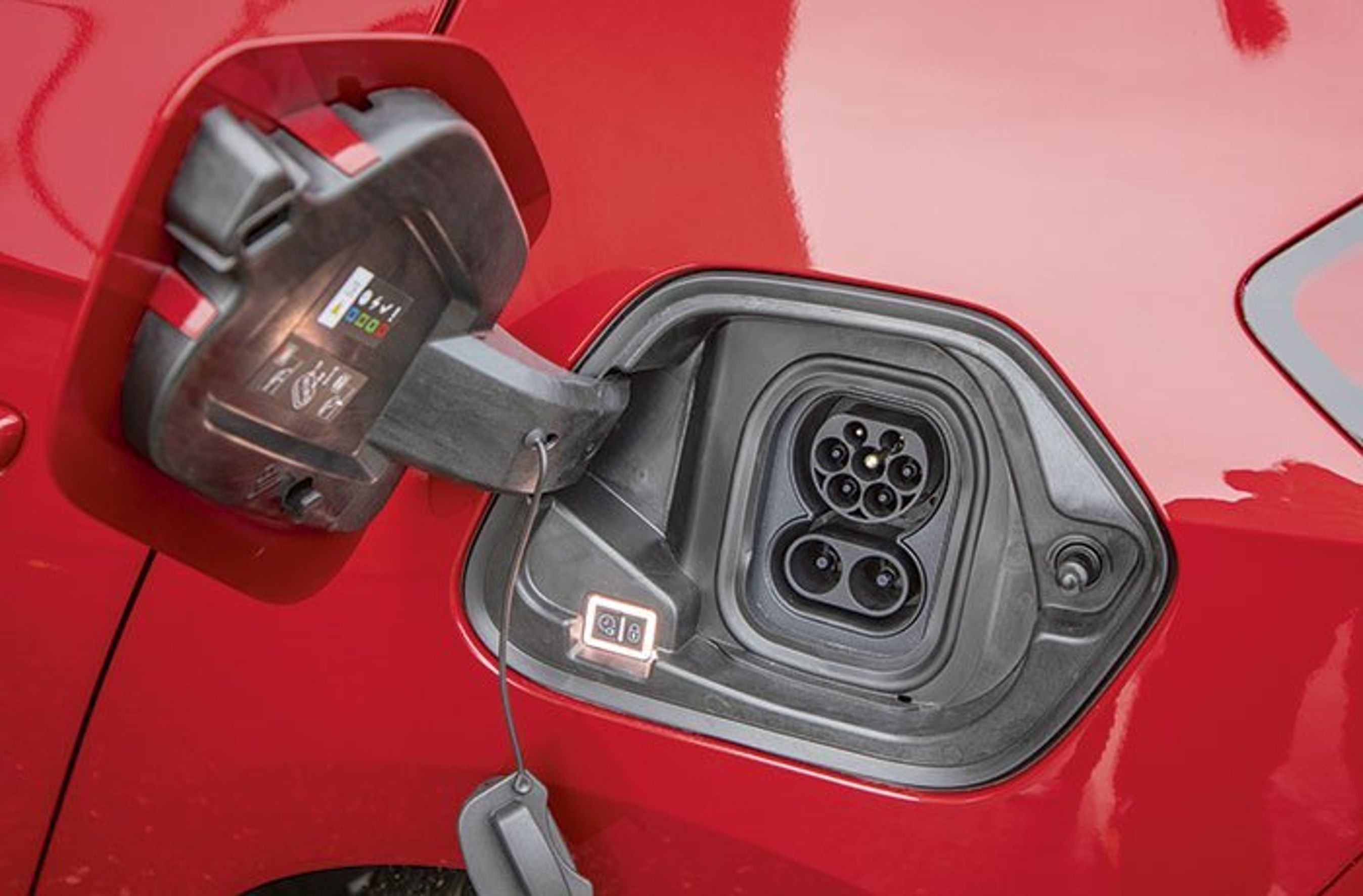 Opel Corsa-e ladestik