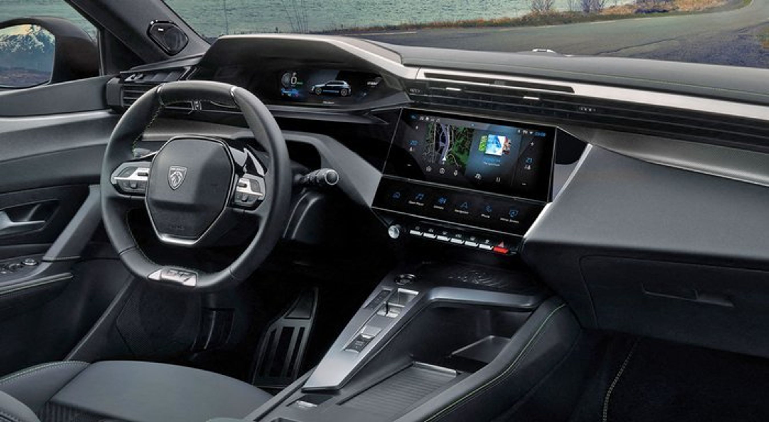 308 får en ny generation af i-Cockpit. Desuden kommer der en tredje, lille skærm nederst i midterkonsollen.