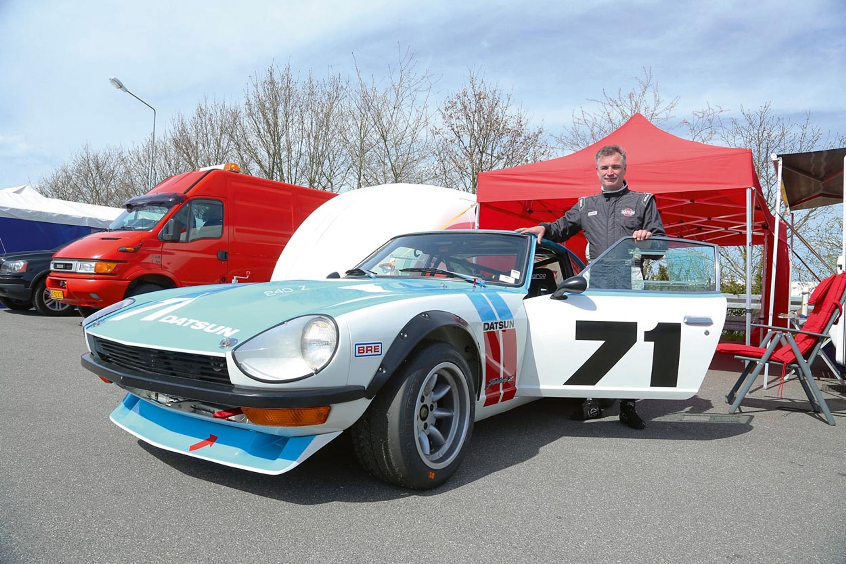 John Gertsen med sin flotte Datsun 240Z. Foto: Karsten M. Lemche, FDM