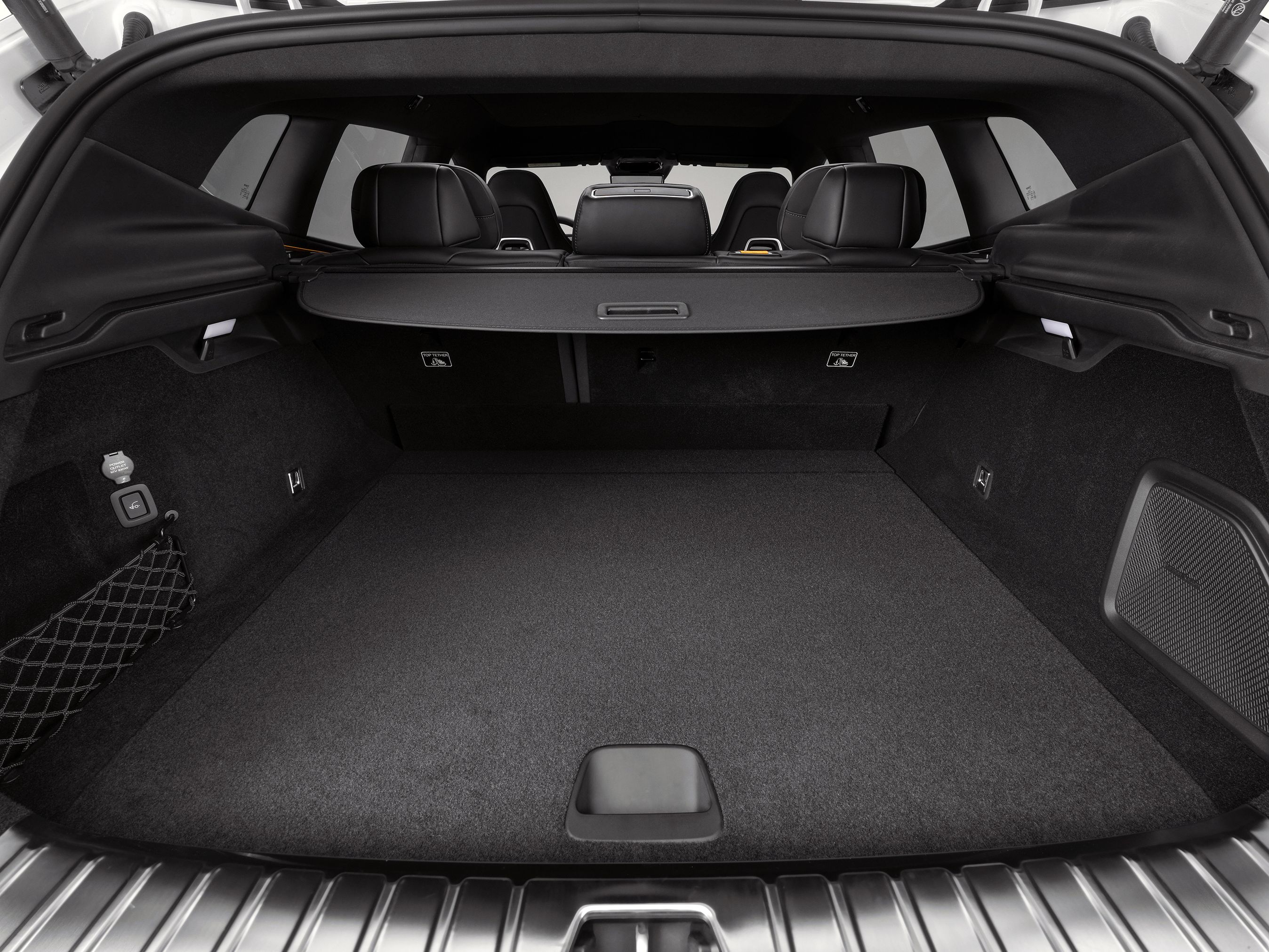 Bagagerum i Polestar 4 SUV.