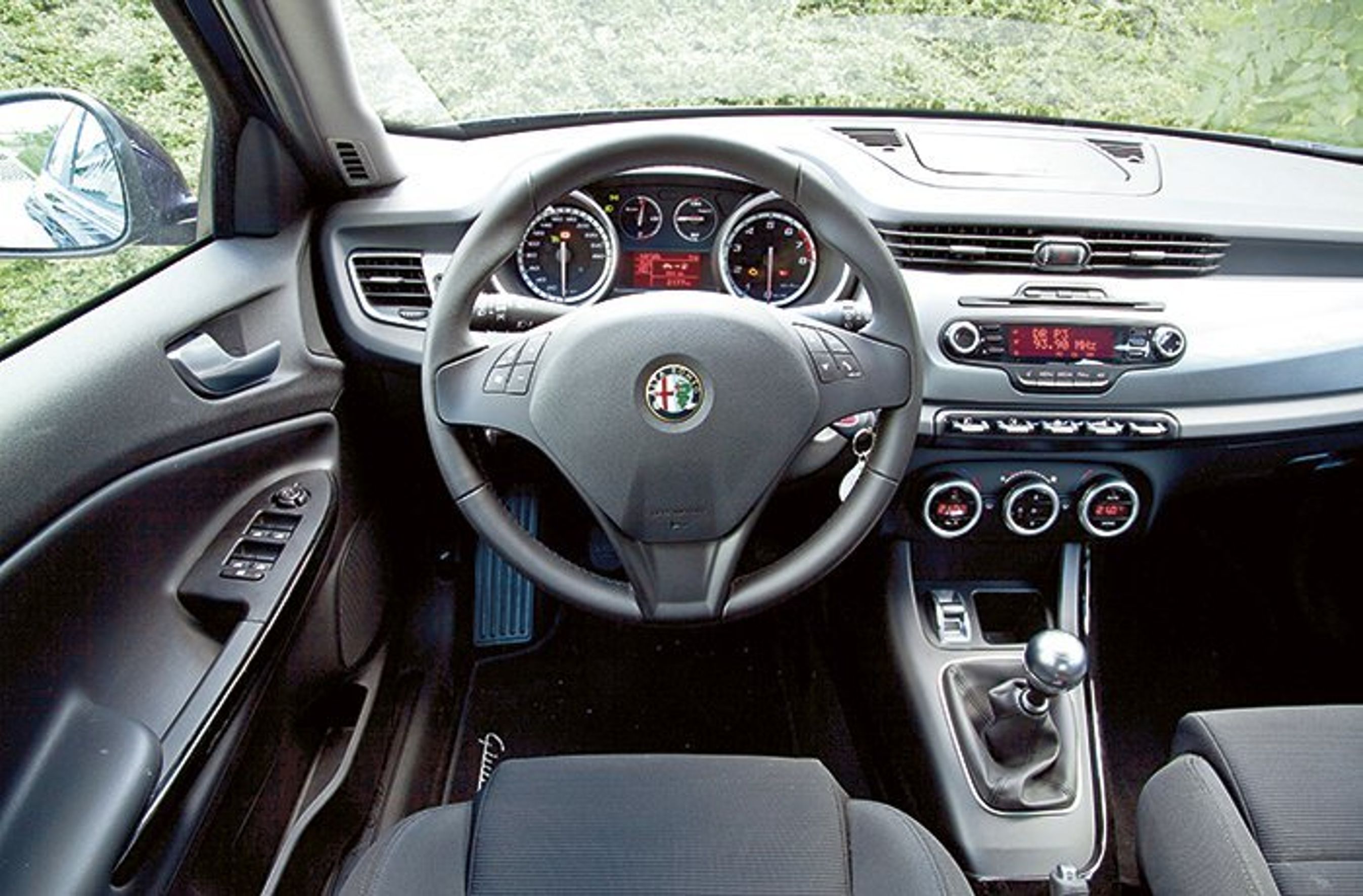 Her er kabinen i Alfa Romeo Giulietta