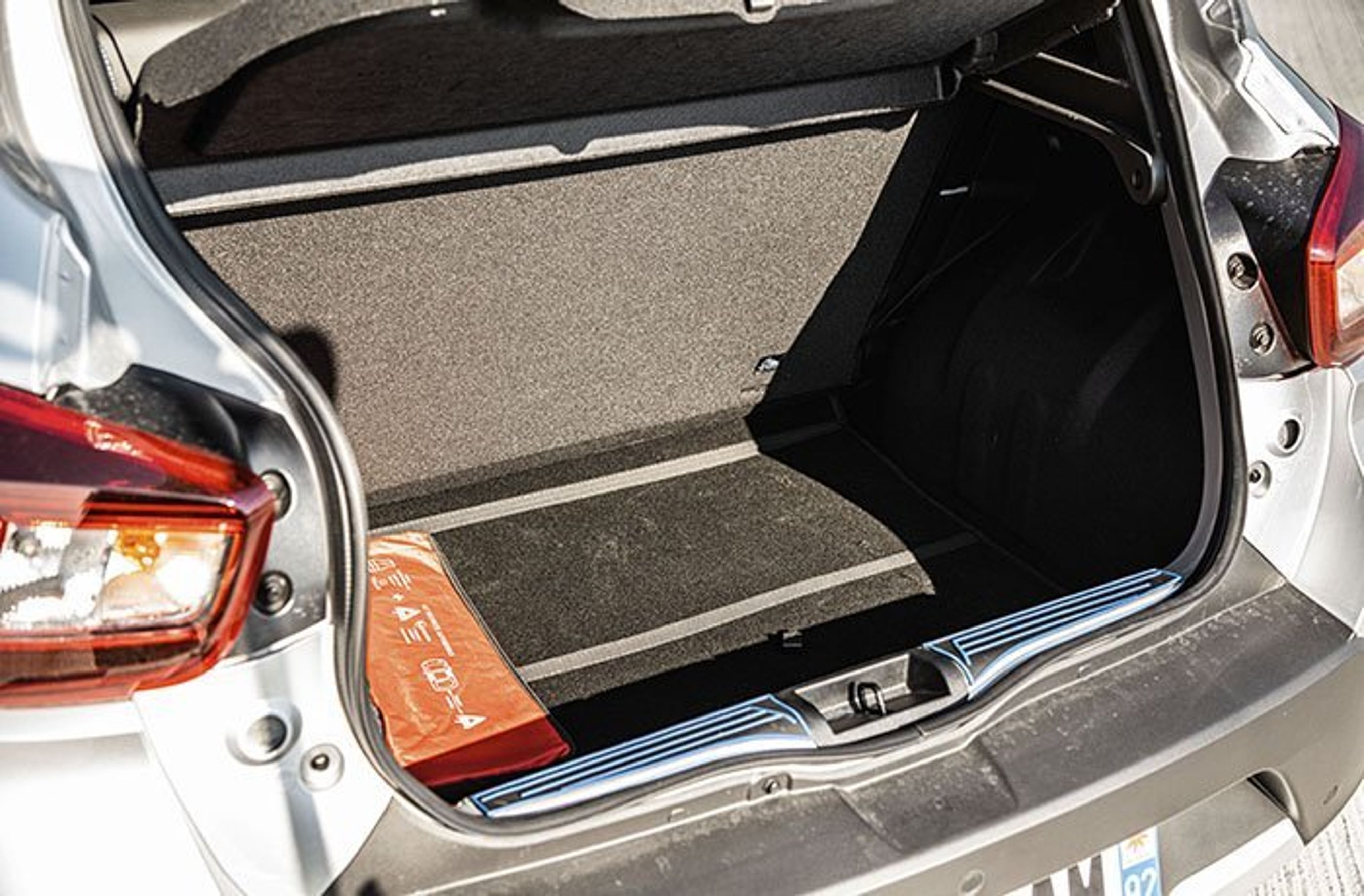 Dacia Spring bagagerum