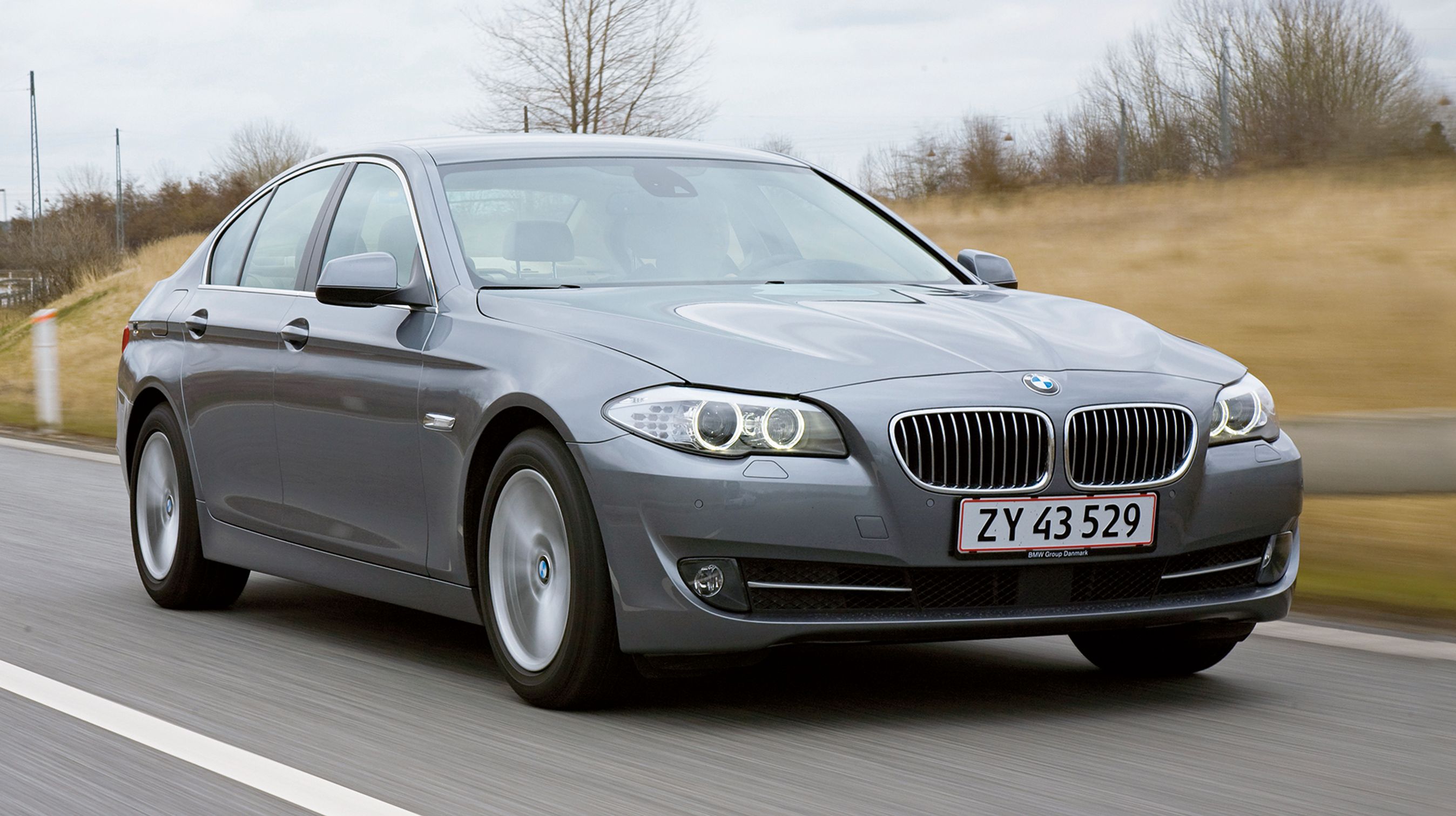 BMW 5-serie set forfra
