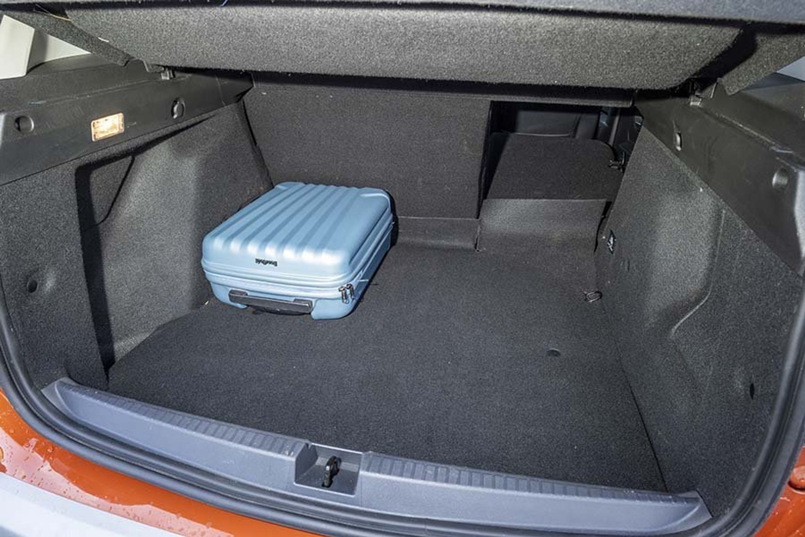 Rummet er regulært, og der er, hvad du kan se. 