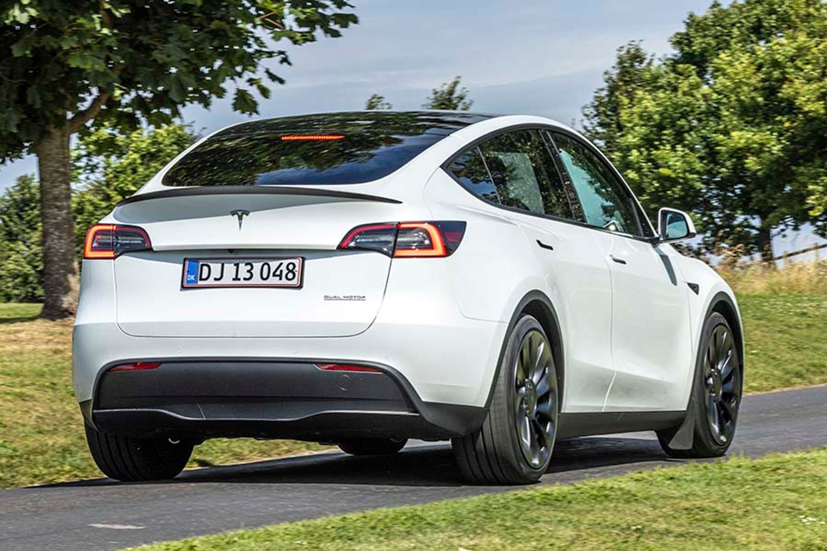 Tesla Model Y set bagfra