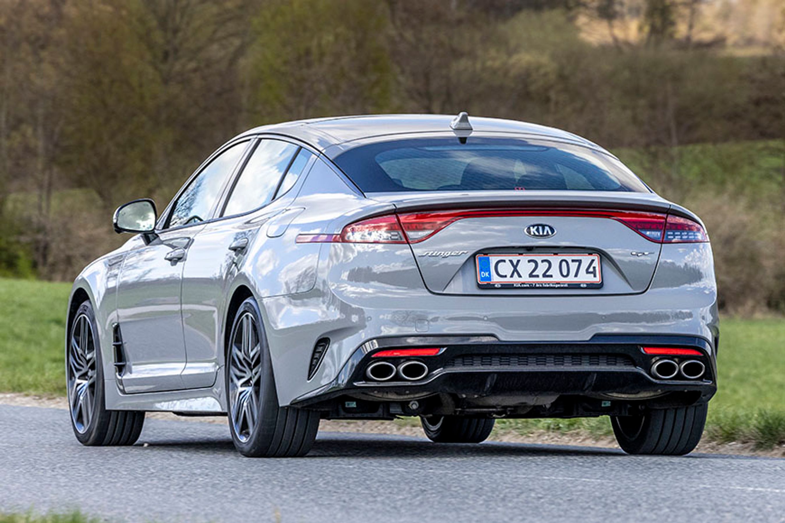 Kia Stinger set bagfra