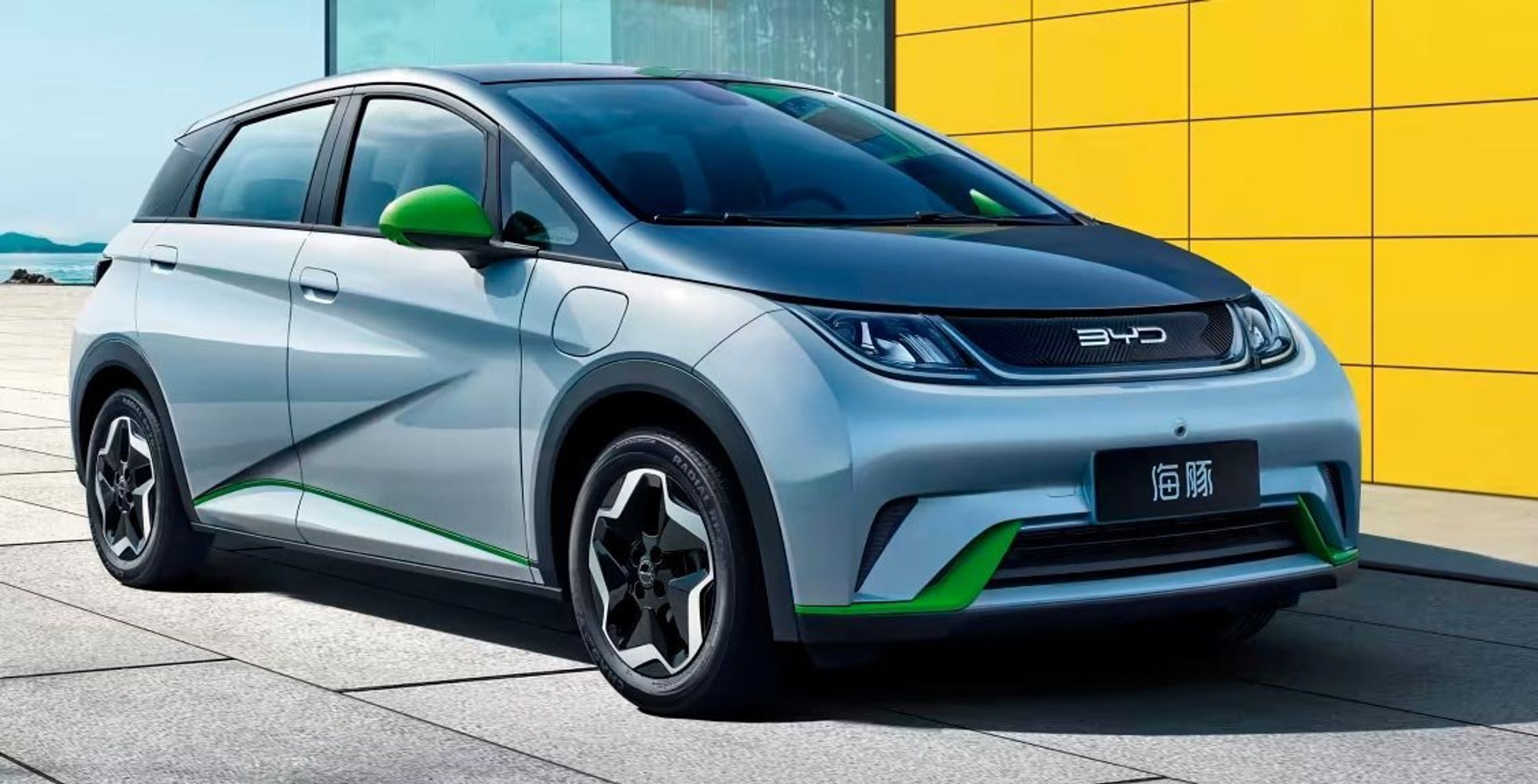 BYD Atto 2 kan blive interessant, da den er mindre end de fleste andre elbiler i Danmark og dermed har udsigt til at blive billigere, end vi er vant til. 