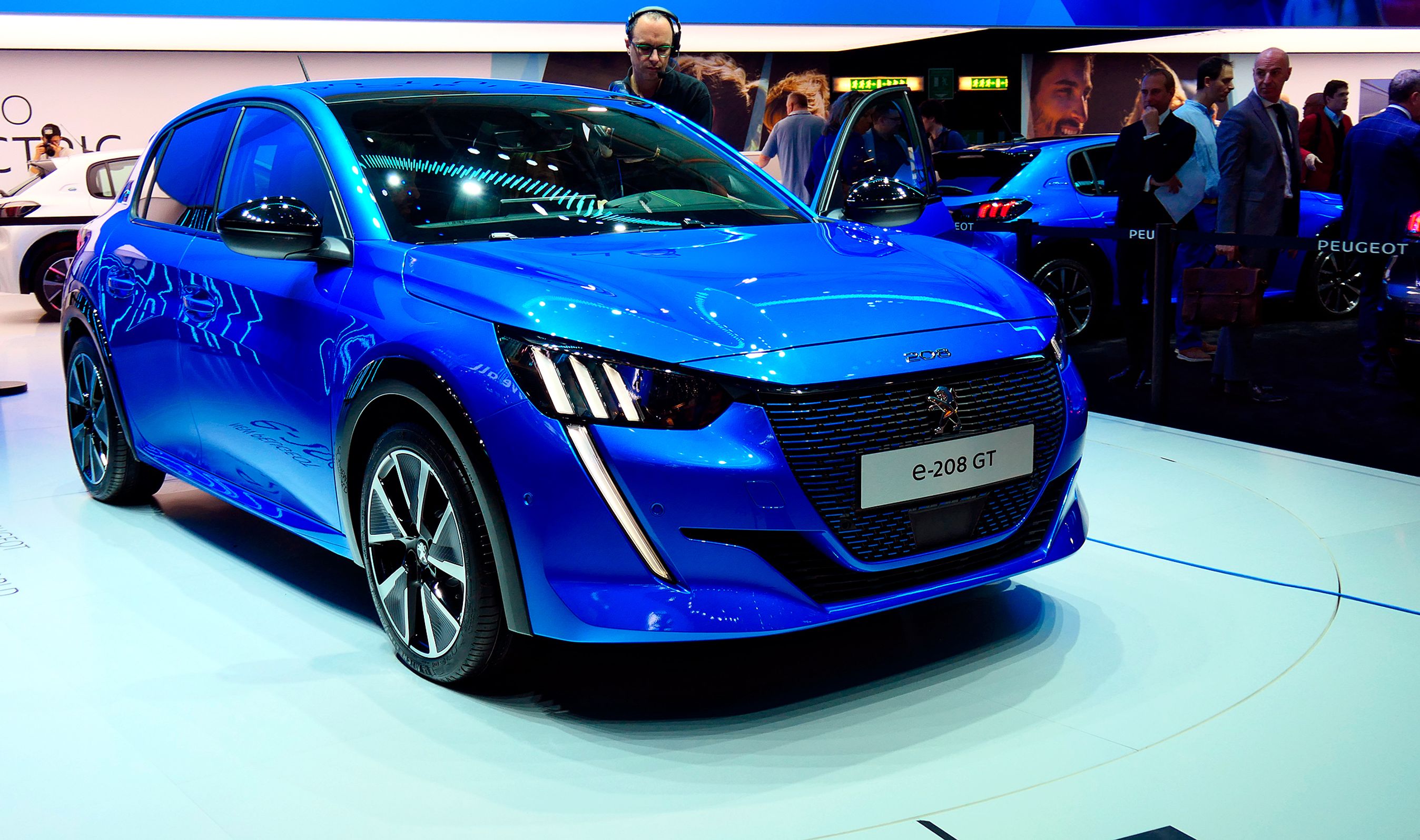 Peugeot 208 kommer til efteråret i en ny generation, der bl.a. inkluderer elbil.