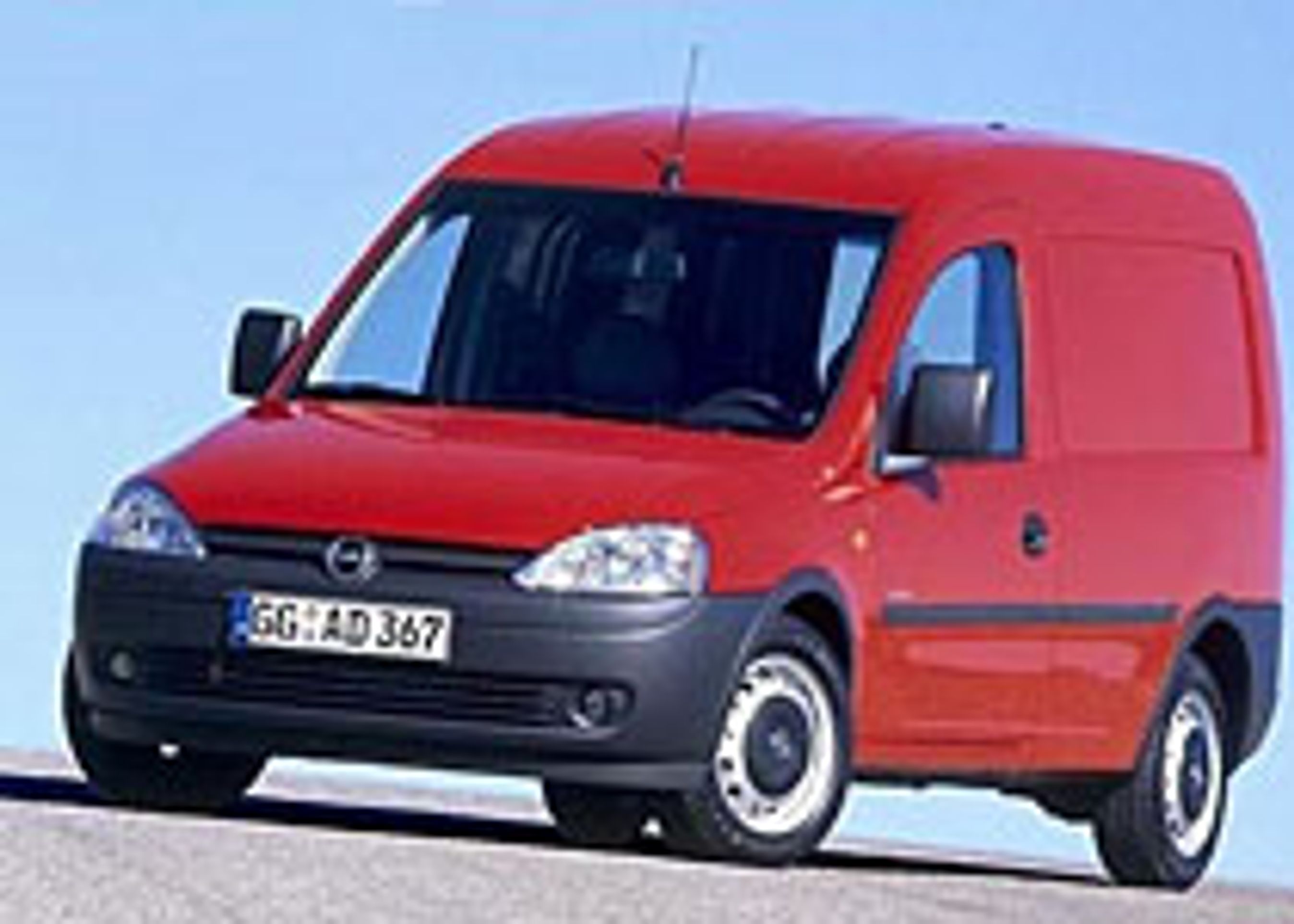 Opel Combo er baseret på den forrige Corsa. Den nye Combo bliver en Fiat Doblo og vokser derfor en del i størrelse.