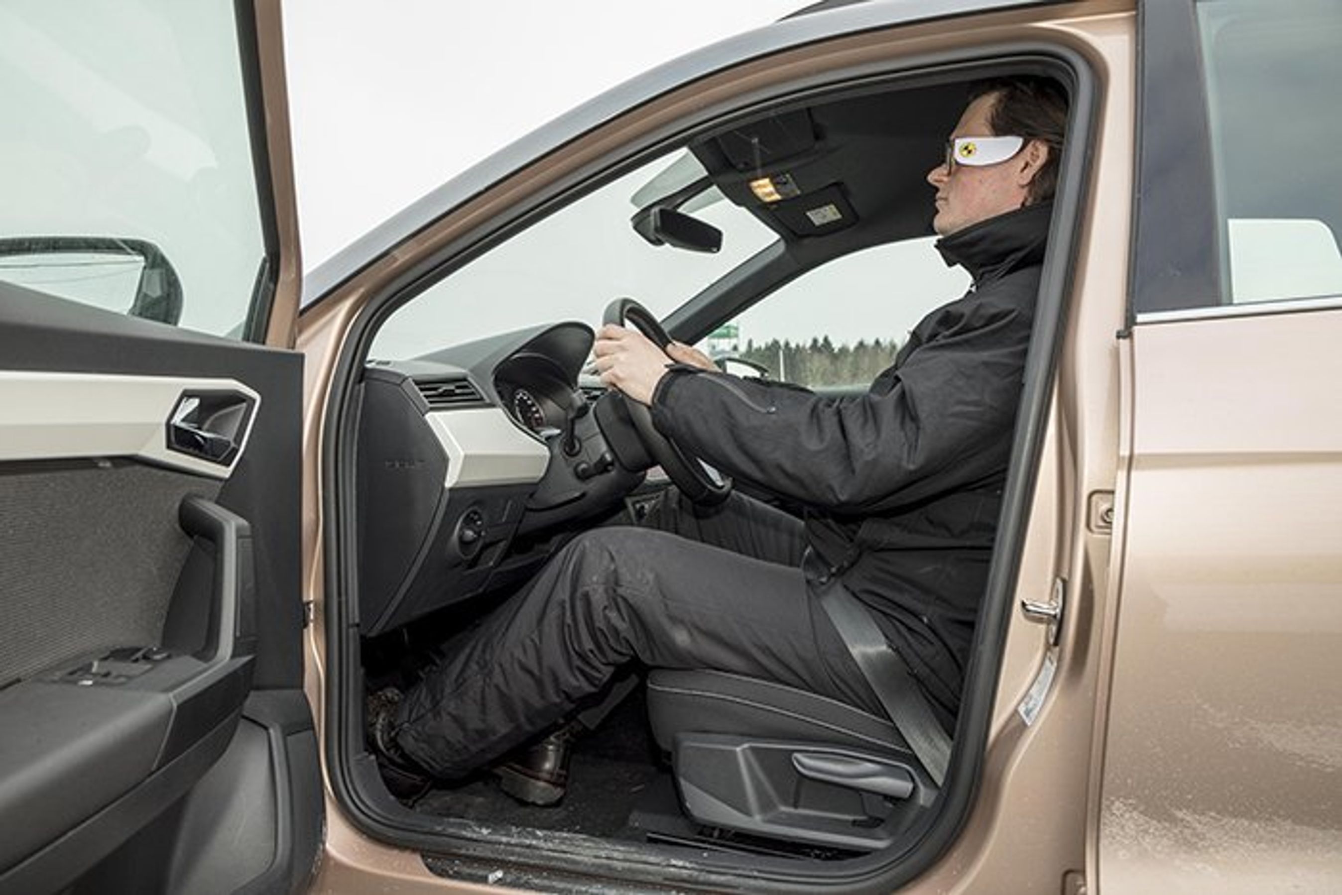 Seat Arona siddeplads