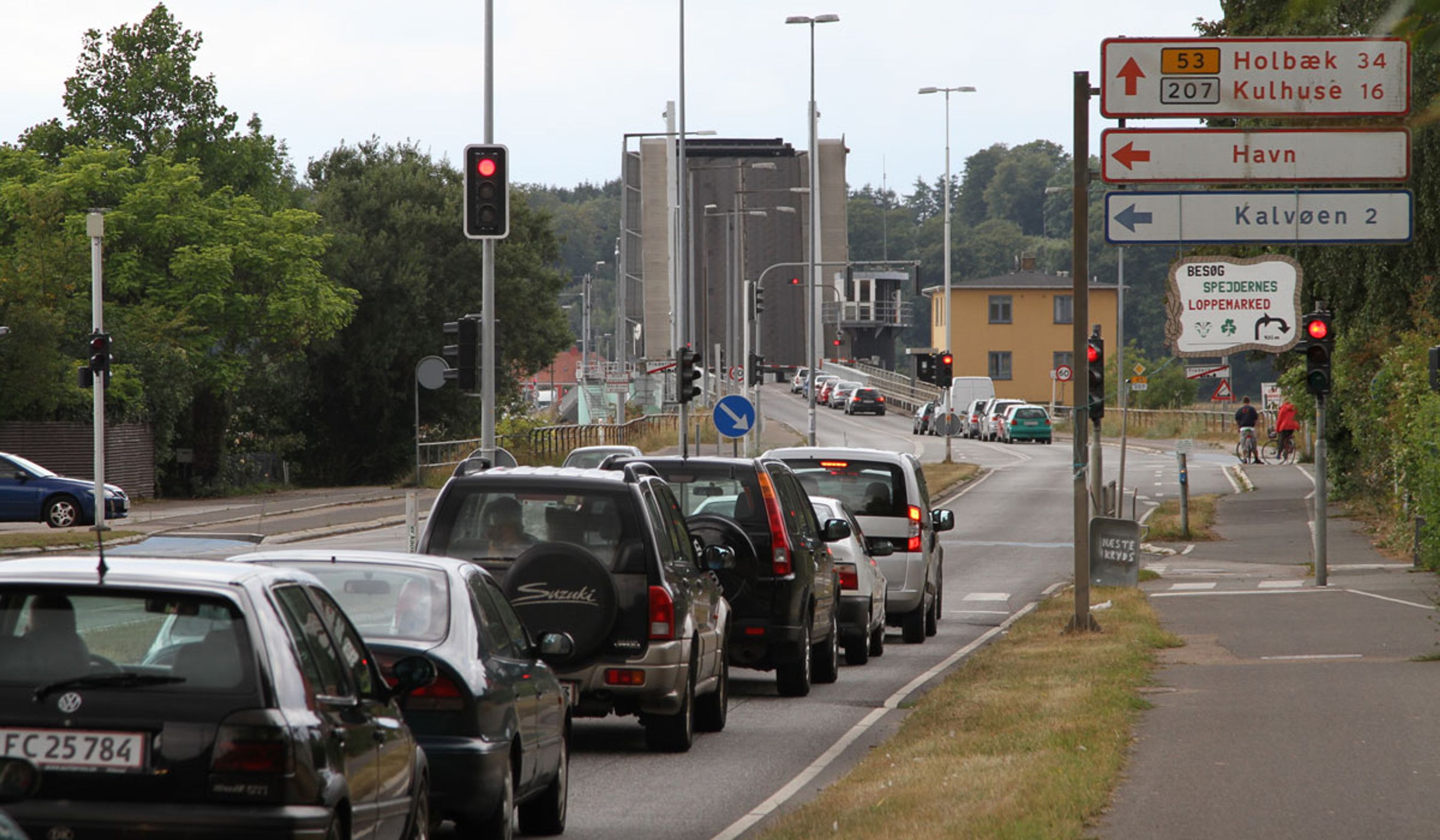 Klapbroen i Frederikssund giver dagligt alvorlige trafikpropper.