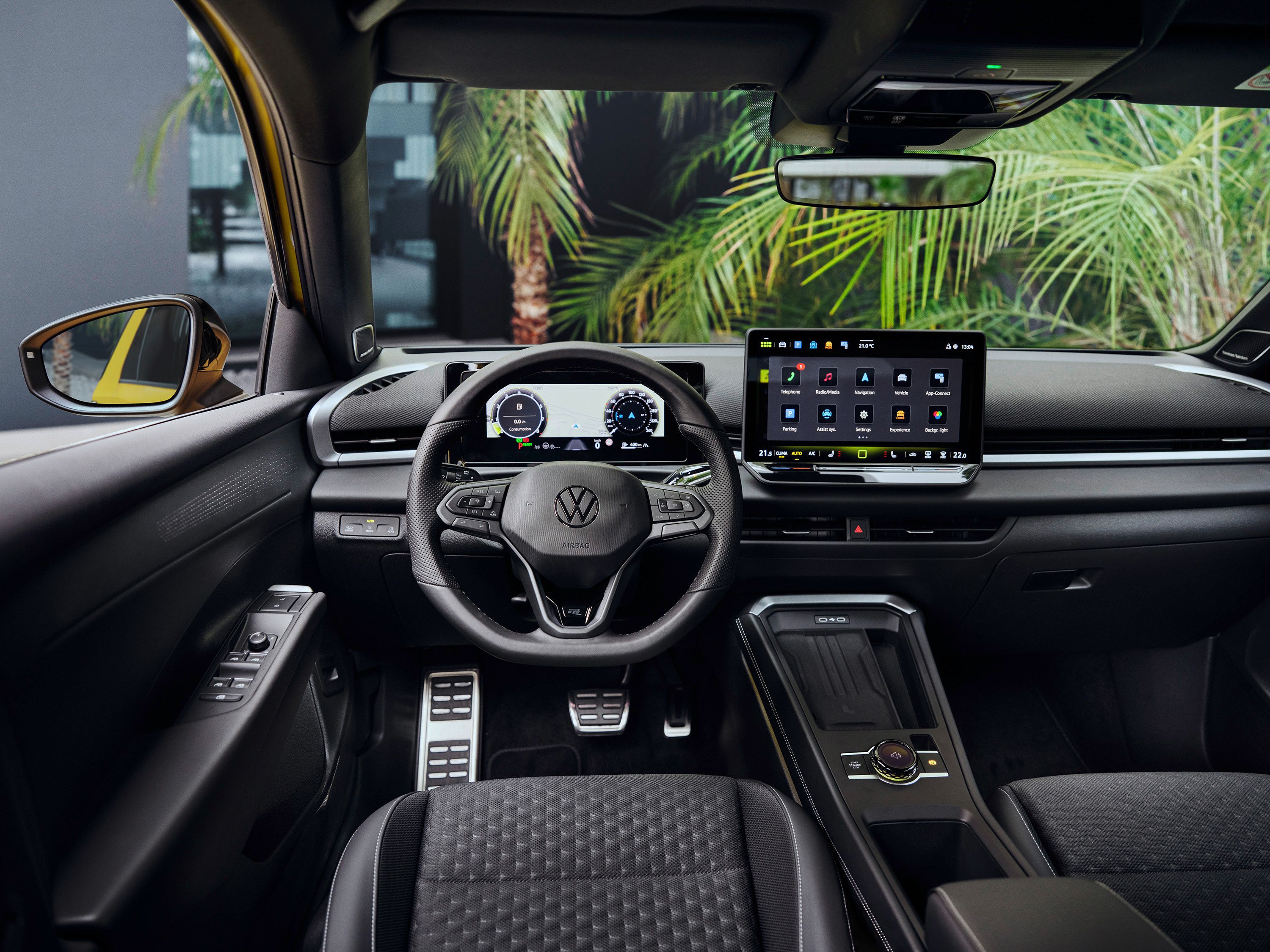 Interiør i en VW T-Roc i 2026 årgang