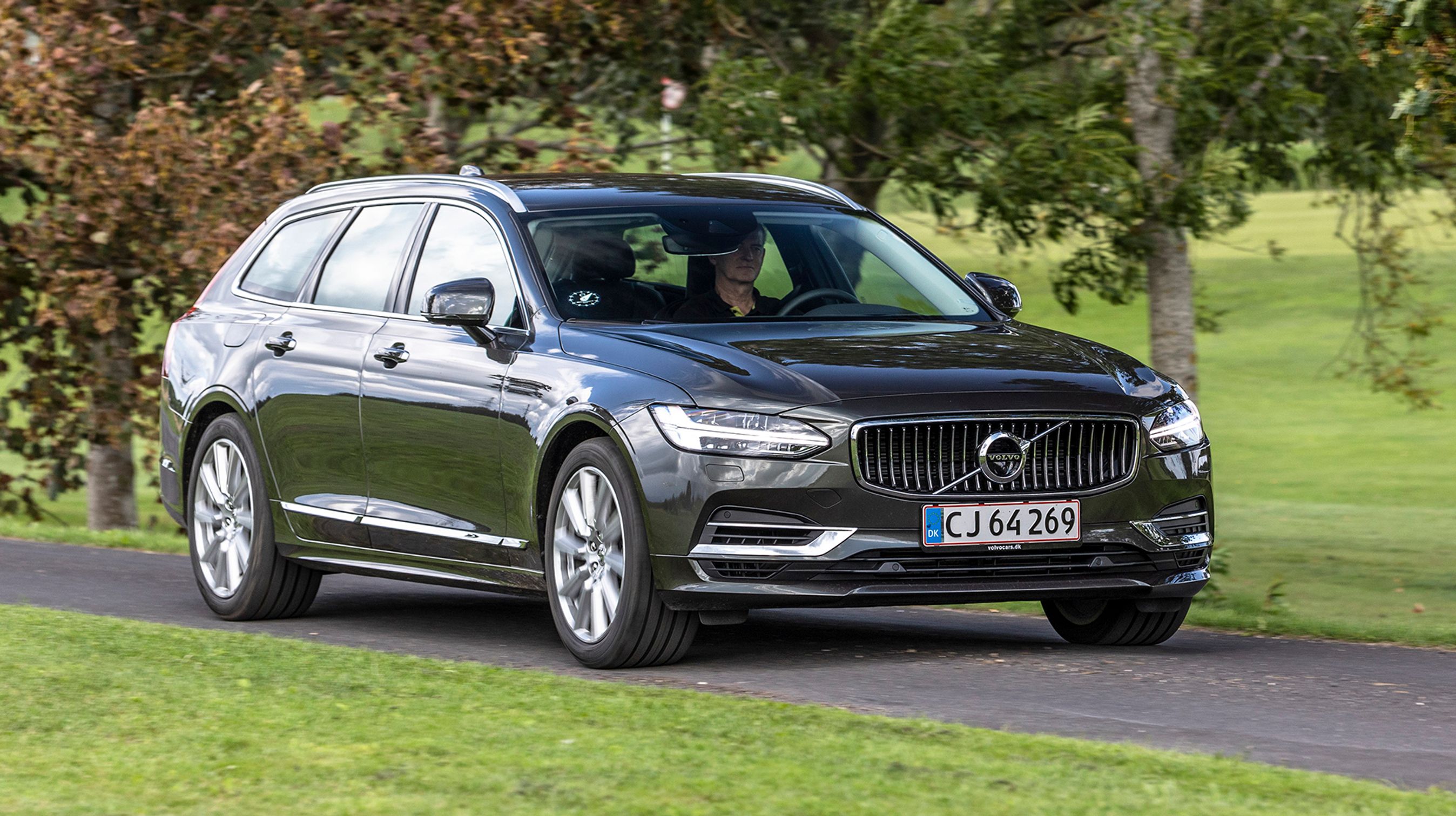 Volvo V90 plugin set forfra