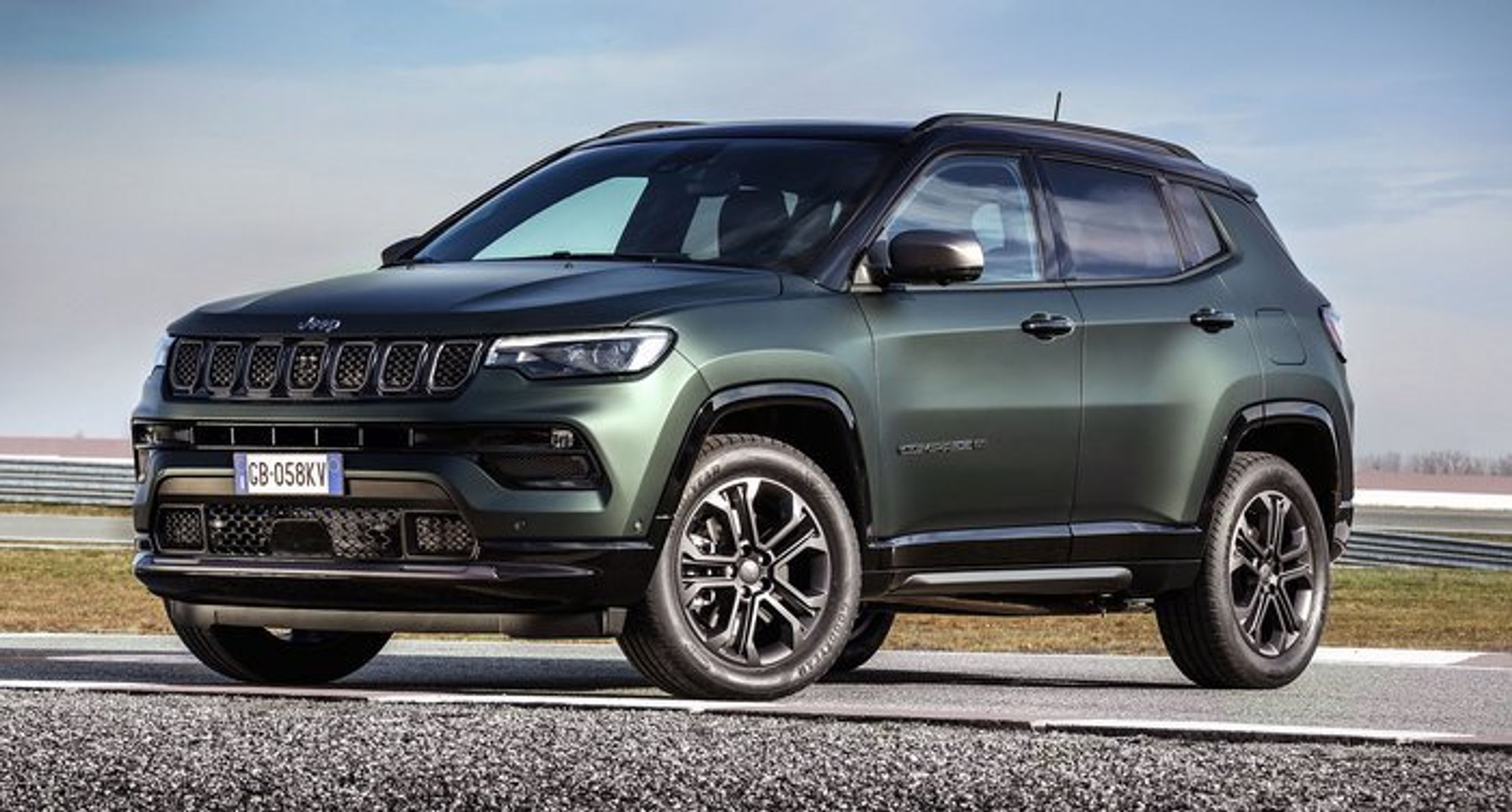 Jeep Compass har fået et stort facelift, som er tilgængeligt i Danmark i foråret. 