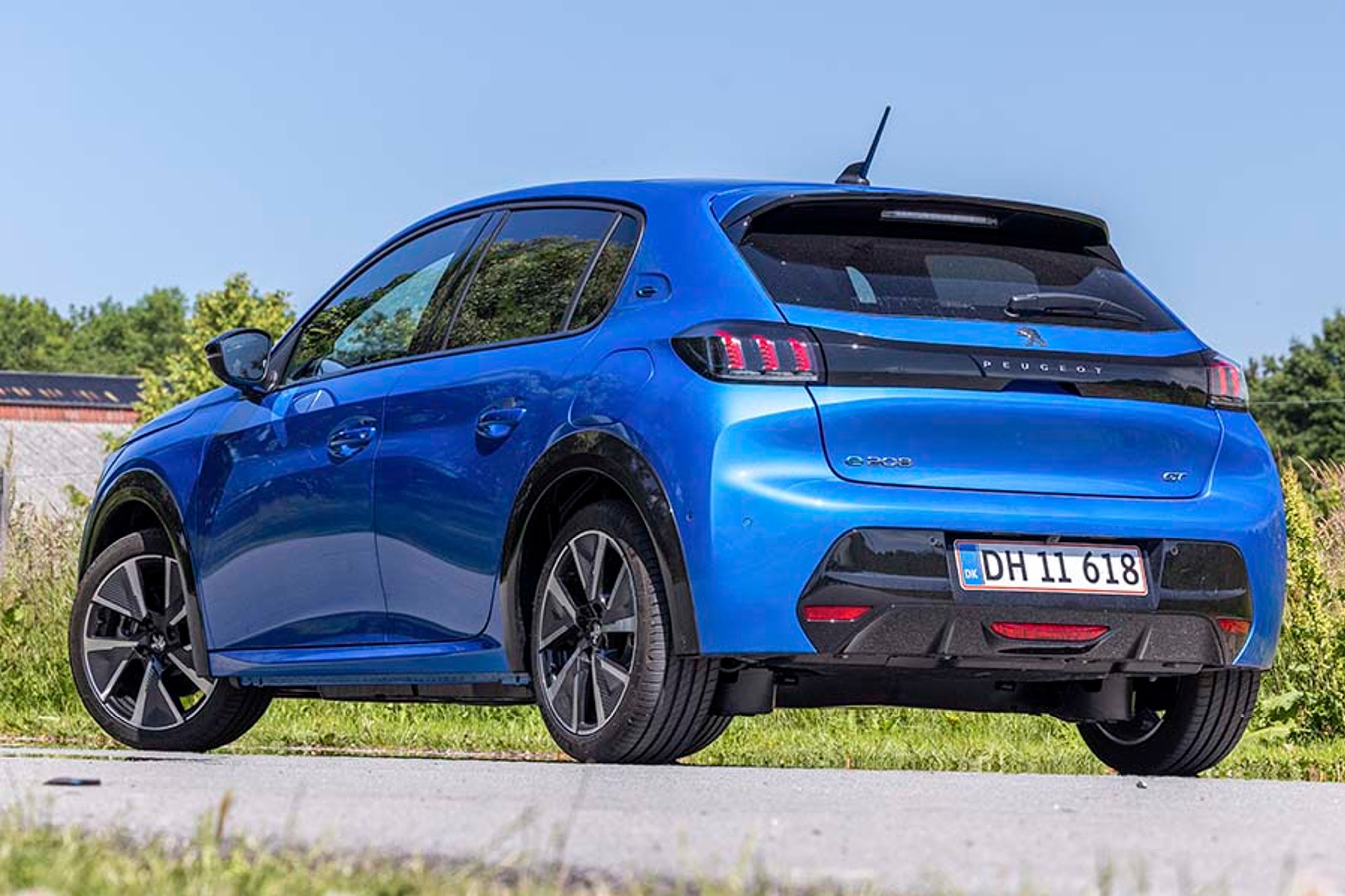 Peugeot e-208 set bagfra