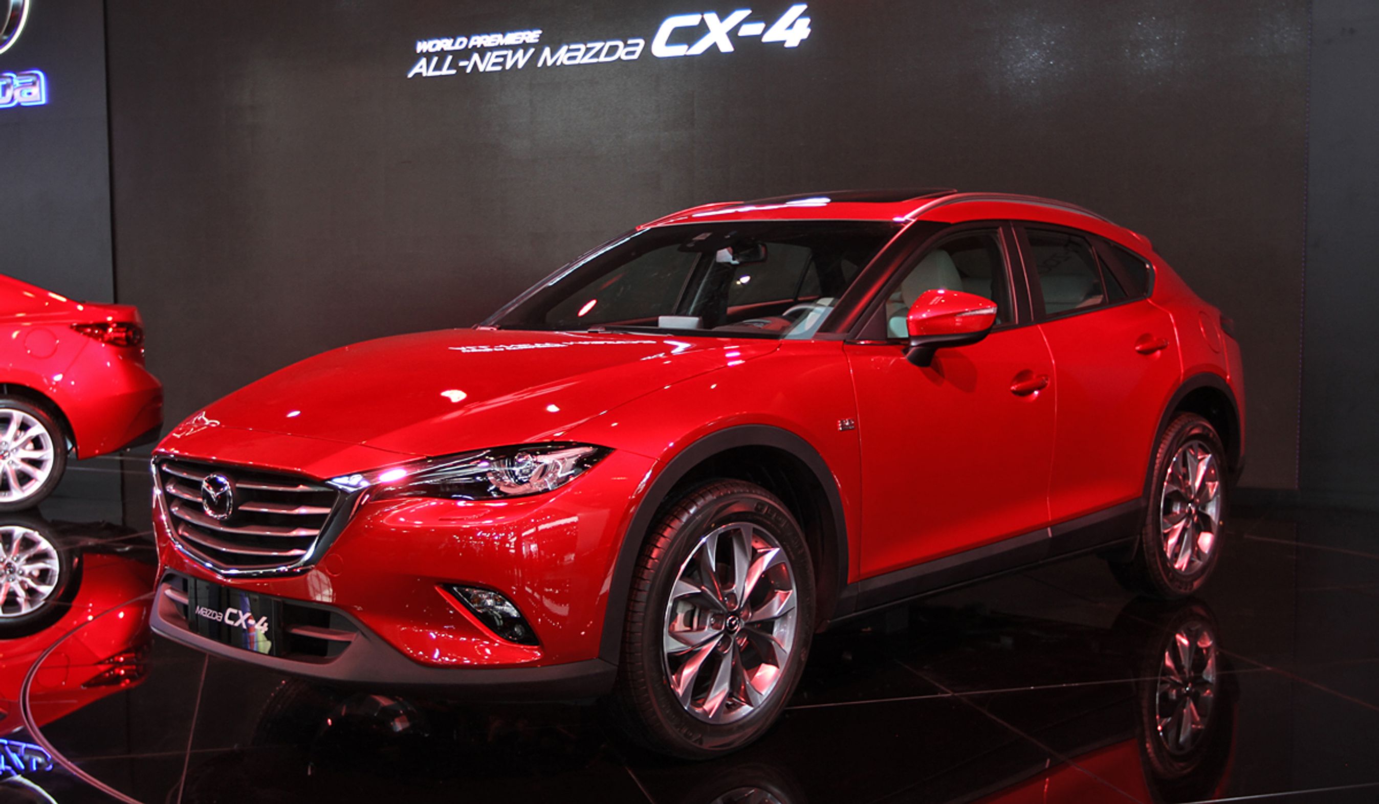 Den kinesiske CX-4, som står på en modificeret CX-5-undervogn, kunne give en pejling på den nye CX-5's design. Foto: Torben Arent