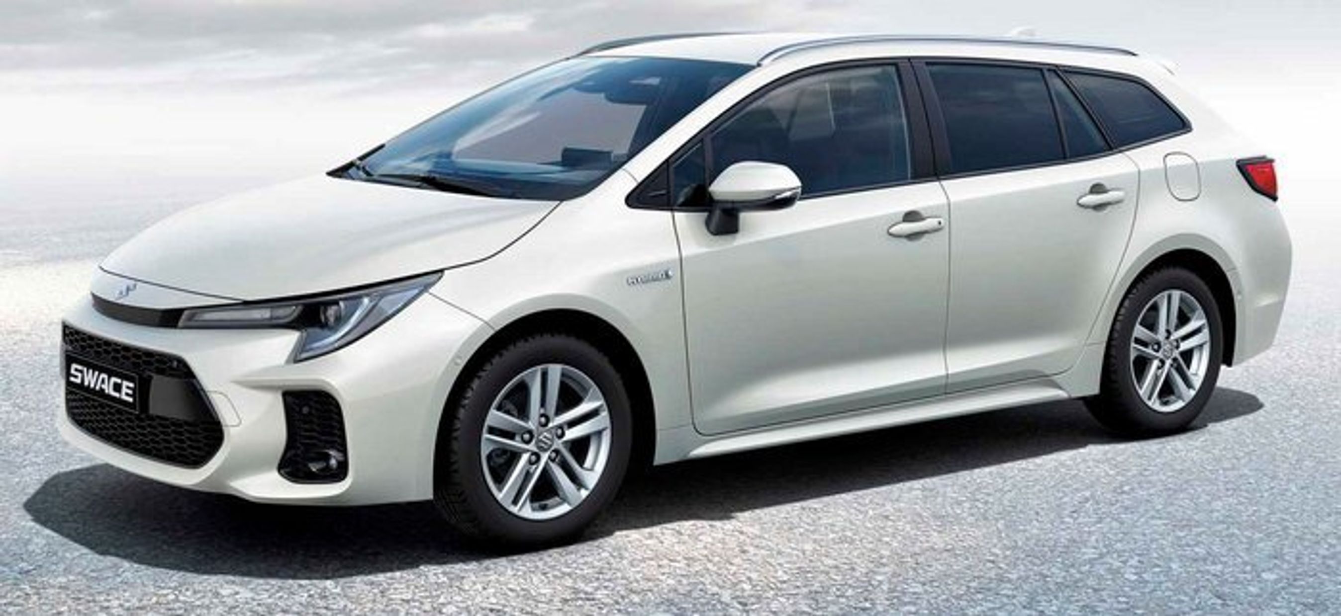 Suzuki Corolla - eller rettere Sway - er kommet til Danmark, men den danske importør overvejer, hvor meget man skal gøre ud af hybrid-stationcaren, der er med afgiftsreformen blev noget dyrere.