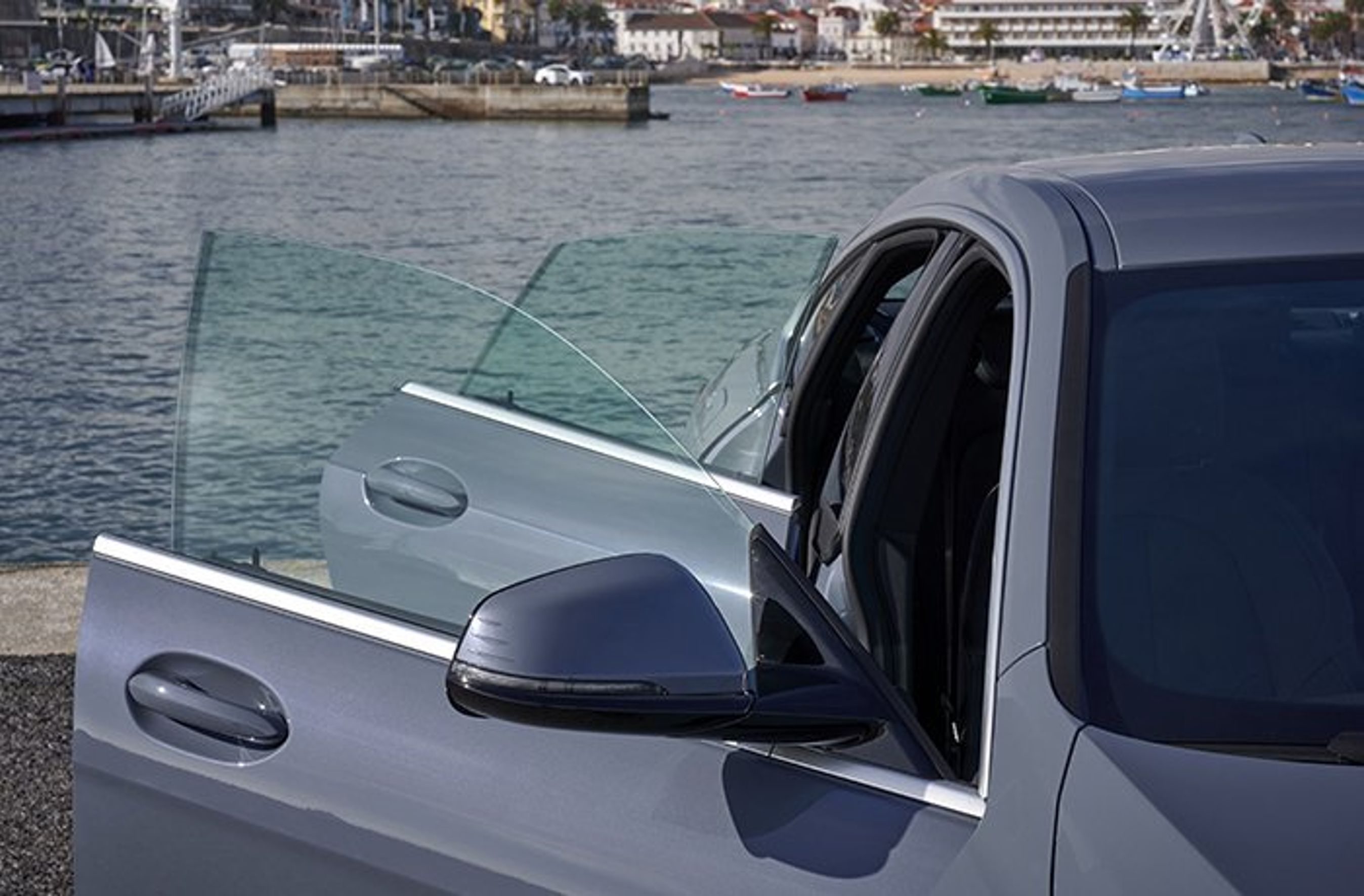 BMW 2 Coupe rammeløse vinduer