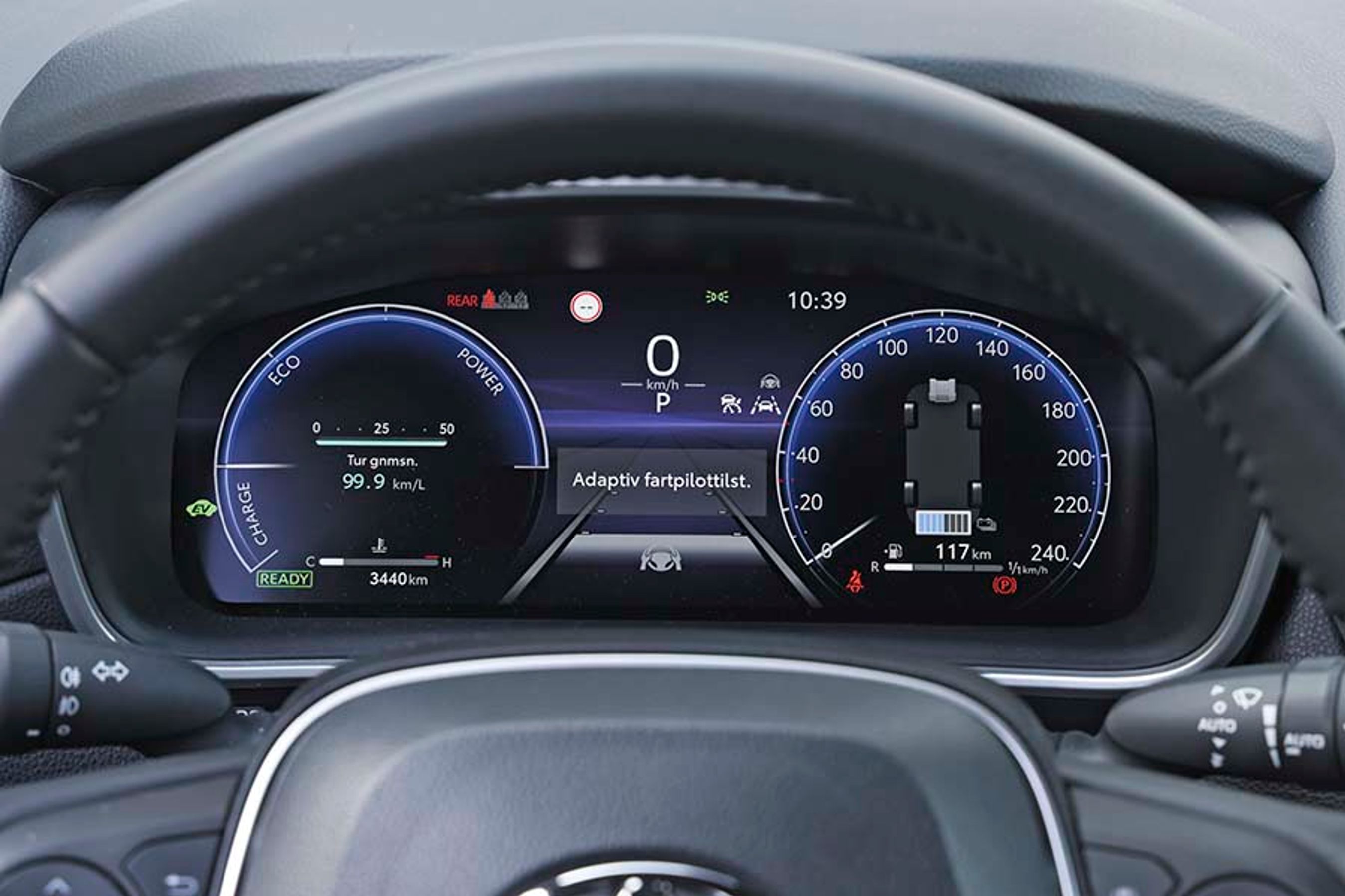 Det digitale instrumenthus kan indstilles i flere typer af layouts og er generelt enkelt at se på, om end der er lige i overkanten af informationer.