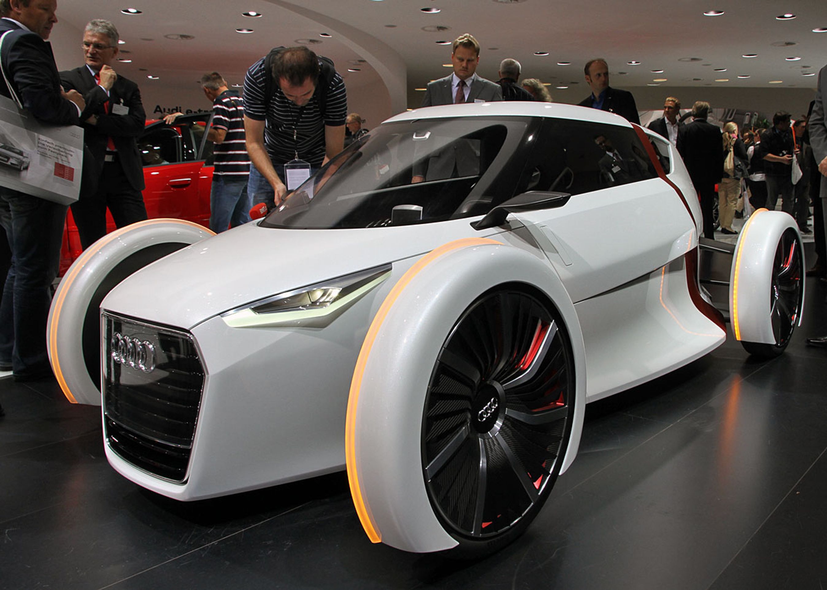 Audis Urban Mobility er bygget på samme elektriske platform, som VW Nils. Udviklingen er sket i Volkswagen-gruppens centrale forsknings- og udviklingsafdeling. og