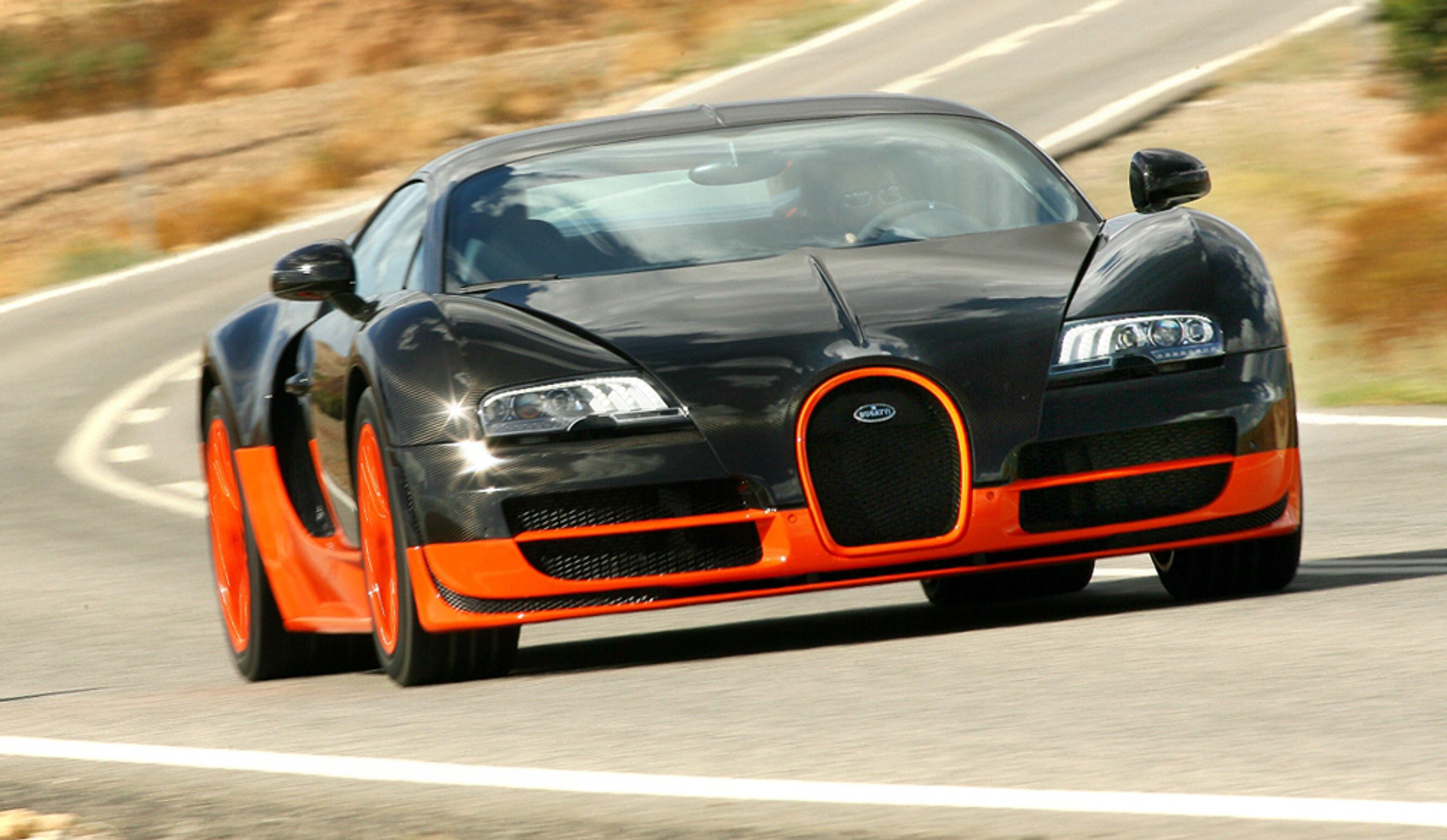 En af verdens dyreste, stærkeste og hurtigste sportsvogne kan opleves i Valby i næste weekend, når en Bugatti Veyron Super Sport lukker op for sine 1.001 hestekræfter.