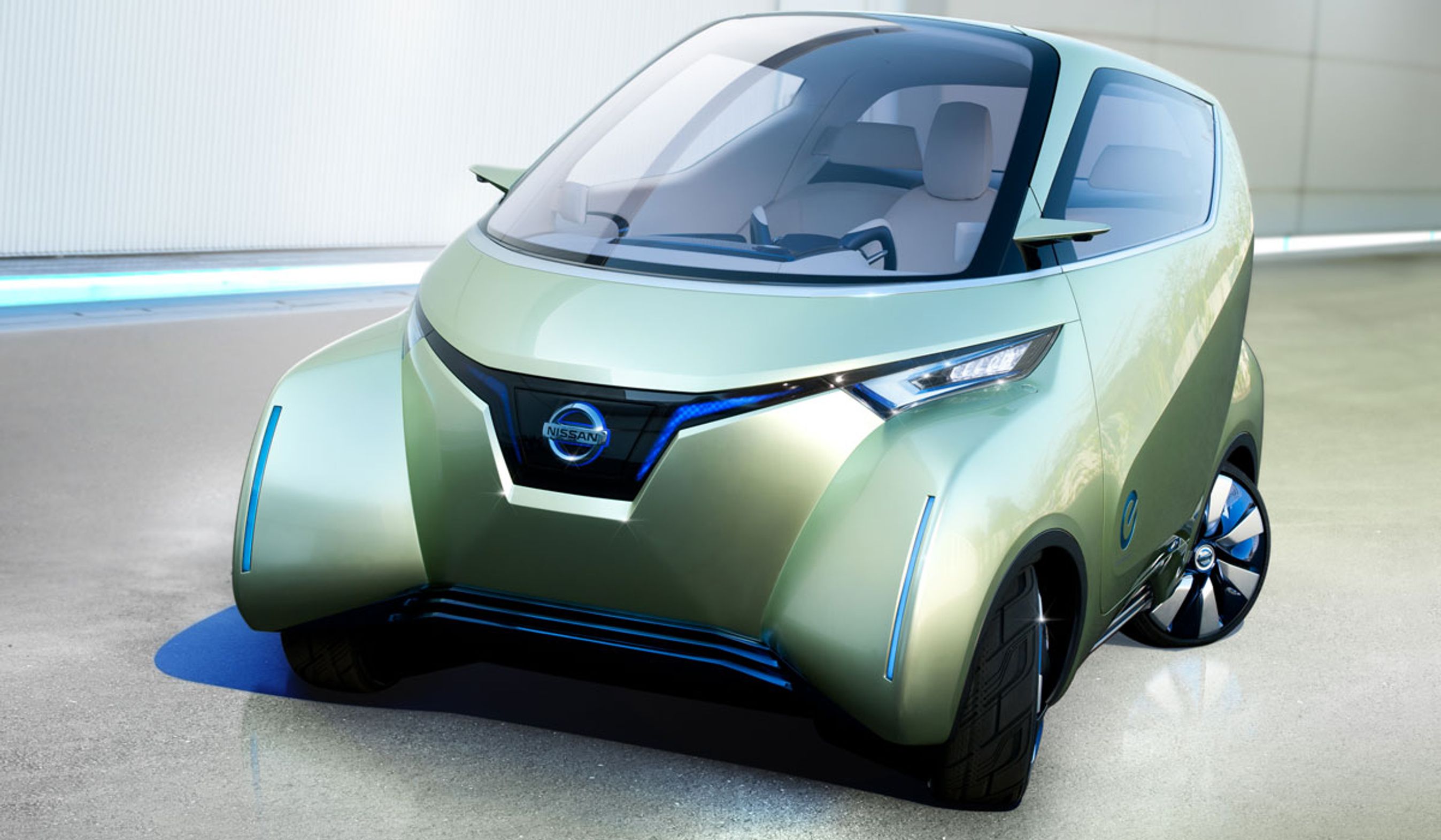 Nissans fremtidsbil Pivo. Den selvkørende teknik er i første omgang vist frem i Nissan Leaf-prototyper.