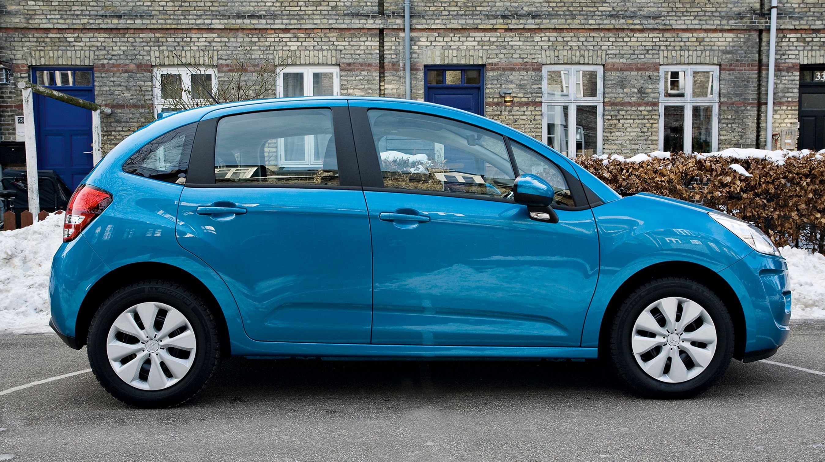 Citroën C3 kommer kun i én karrosserivariant med fire sidedøre og stor bagklap.