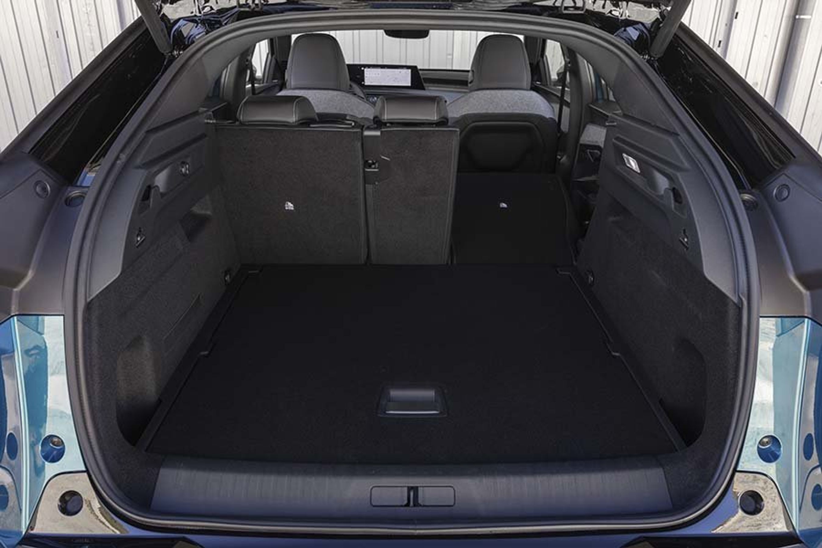 Bagagerummet i en Peugeot E-3008