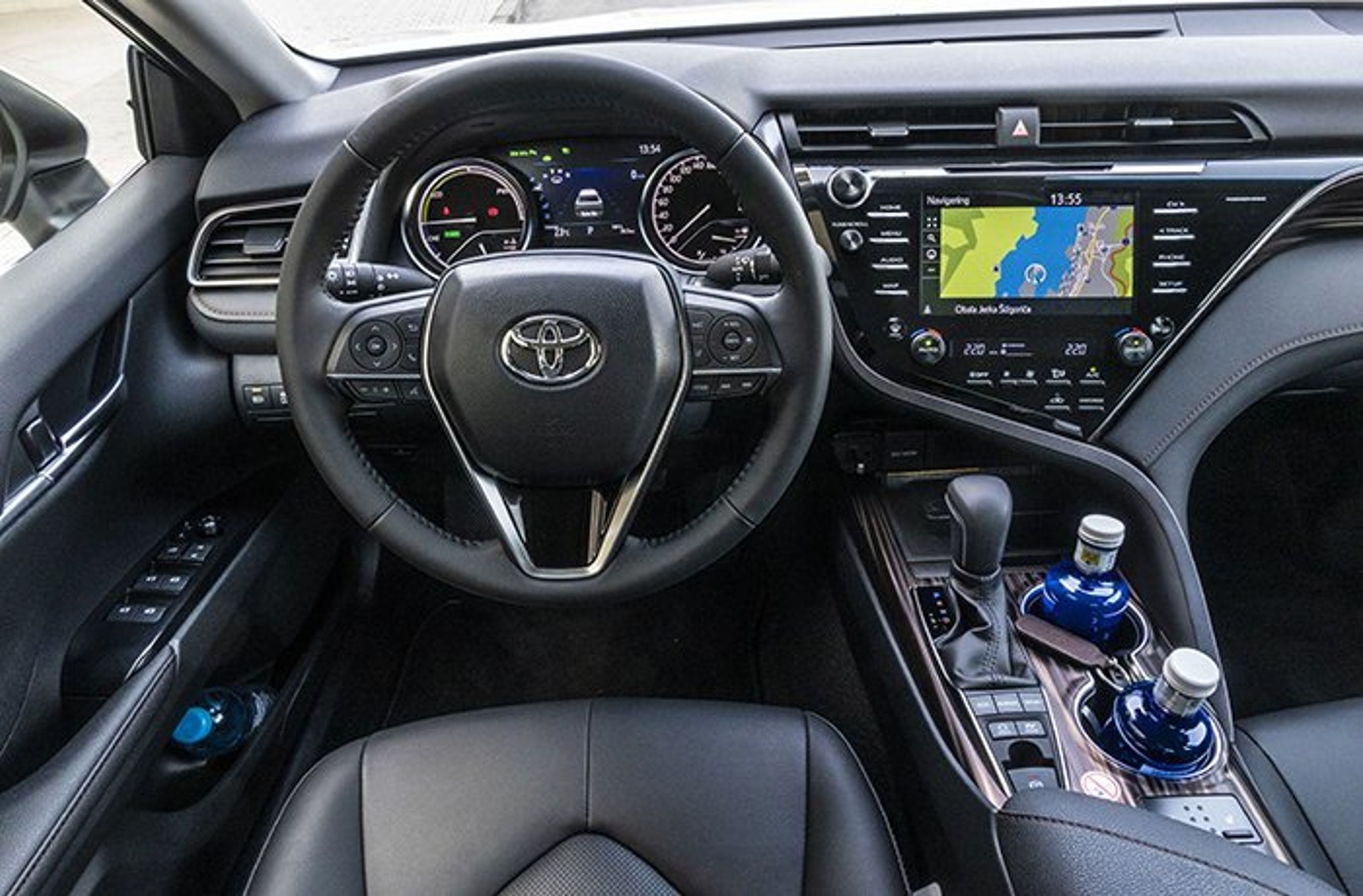 Kabine i Toyota Camry