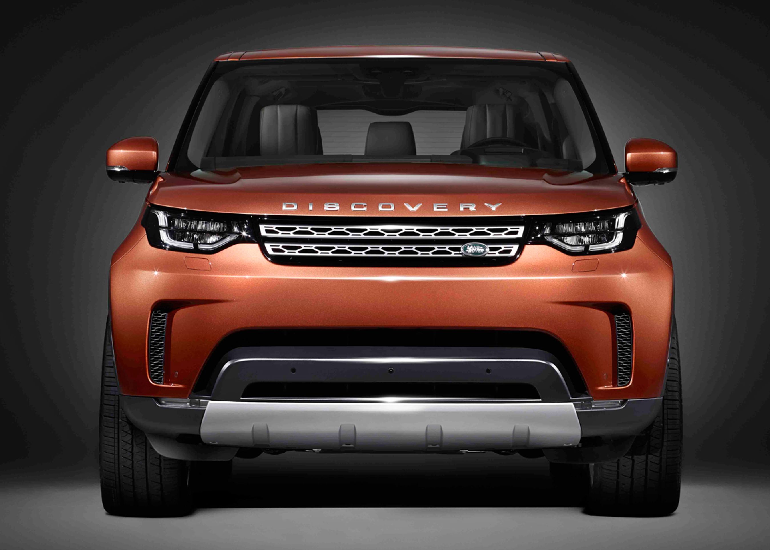 Mindre offroader, mere crossover. Discovery har fået en meget mere blød fremtoning. Foto: Land Rover